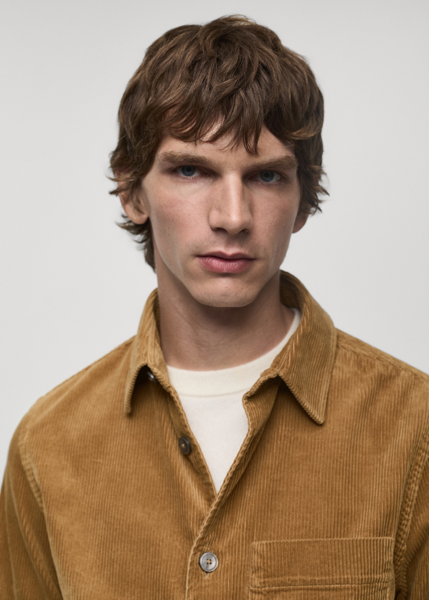 Corduroy overshirt with pockets - Details of the article 1