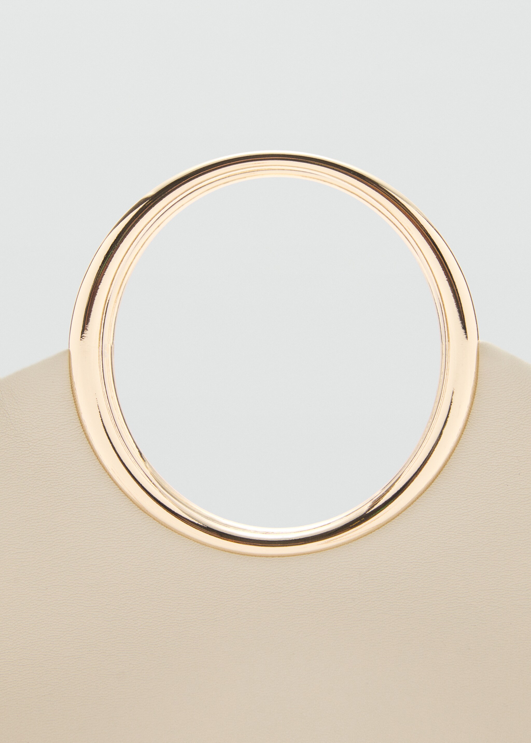 Handbag with metallic details - Деталь изделия 1