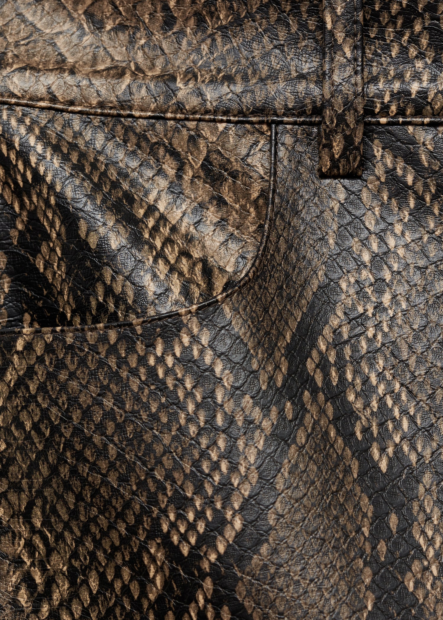 Minijupe simili-cuir imprimé animal - Détail de l'article 8