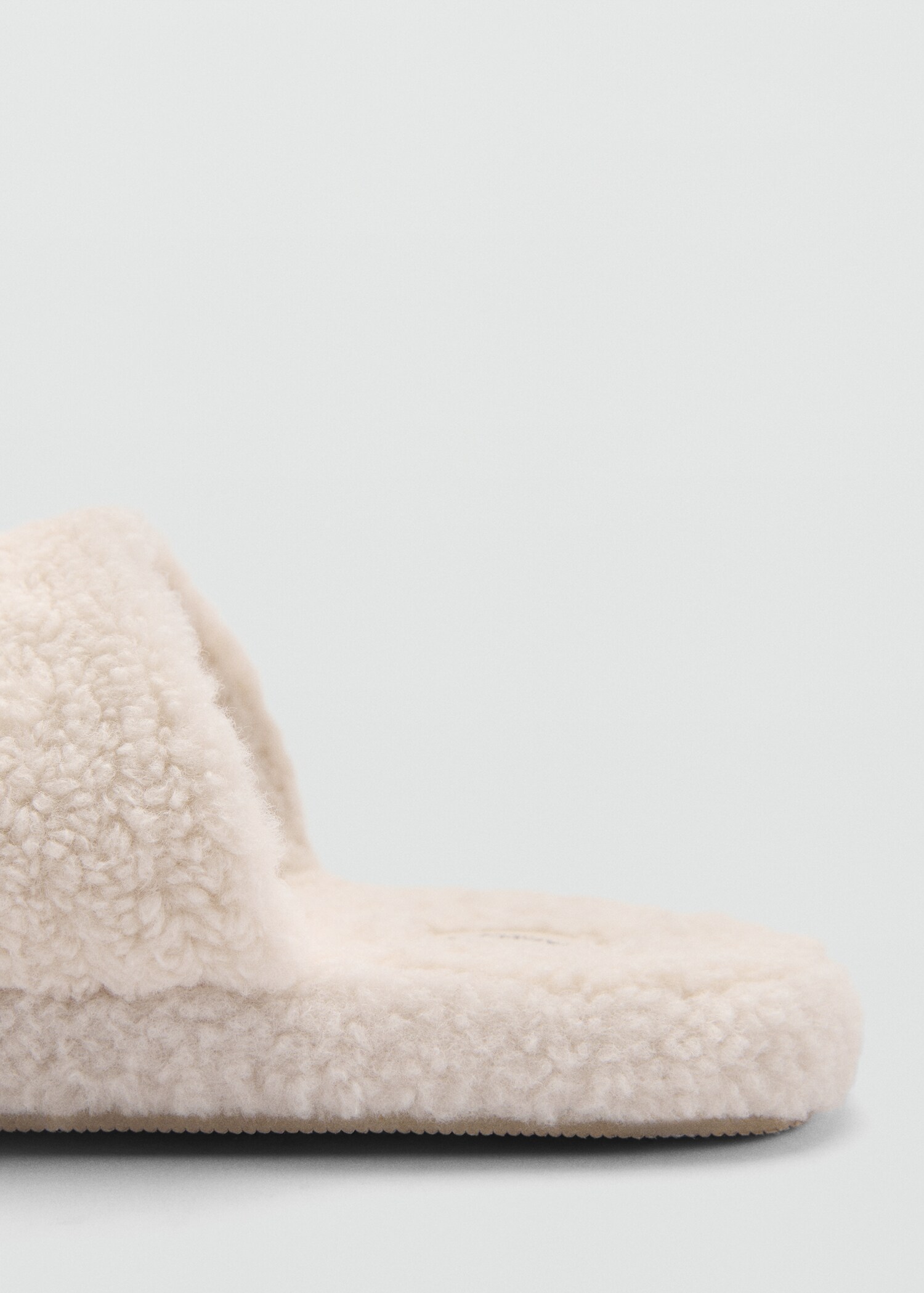 Sheepskin slippers - Details of the article 2