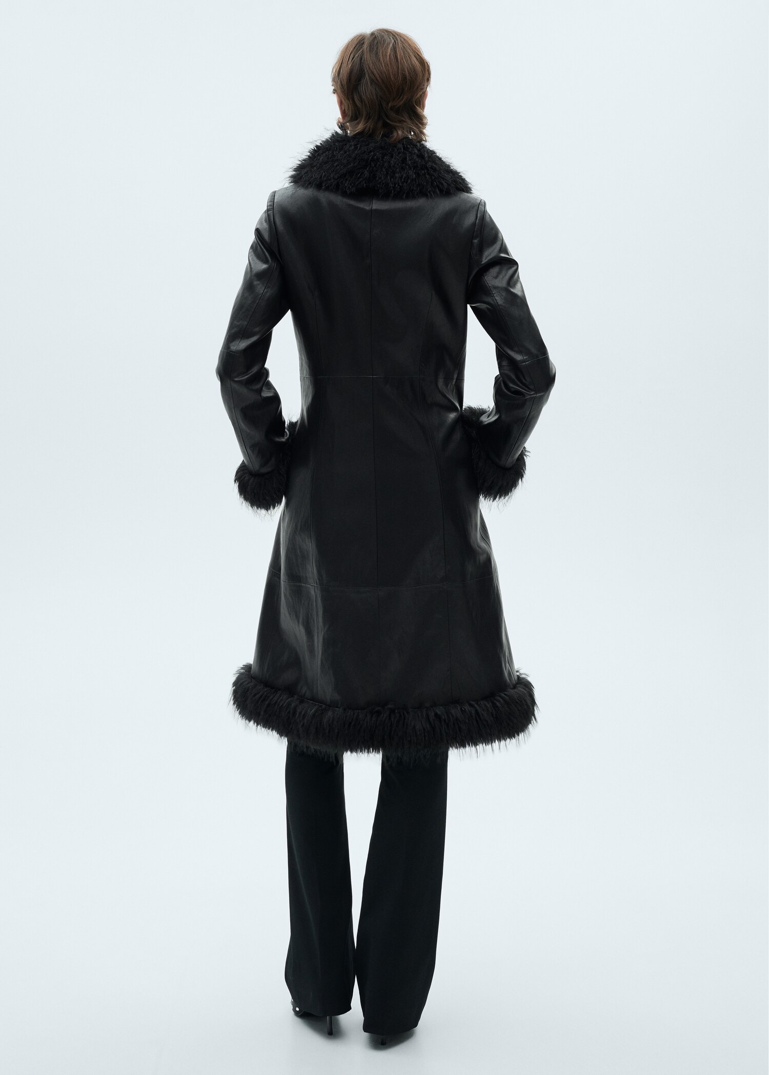 Shearling-lined fur-effect coat - Reverse of the article
