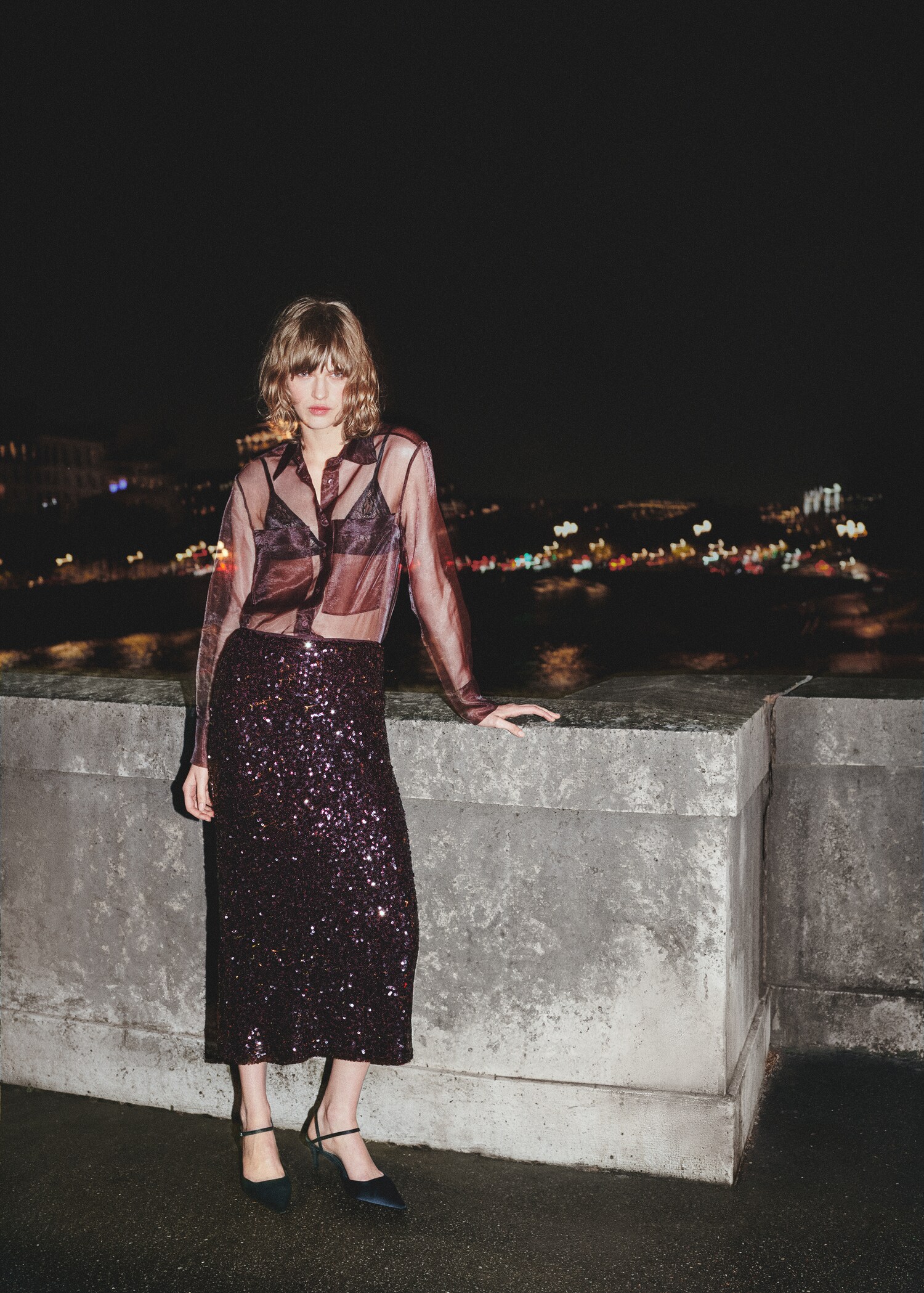 Semi-transparent blouse with pockets - Details of the article 6