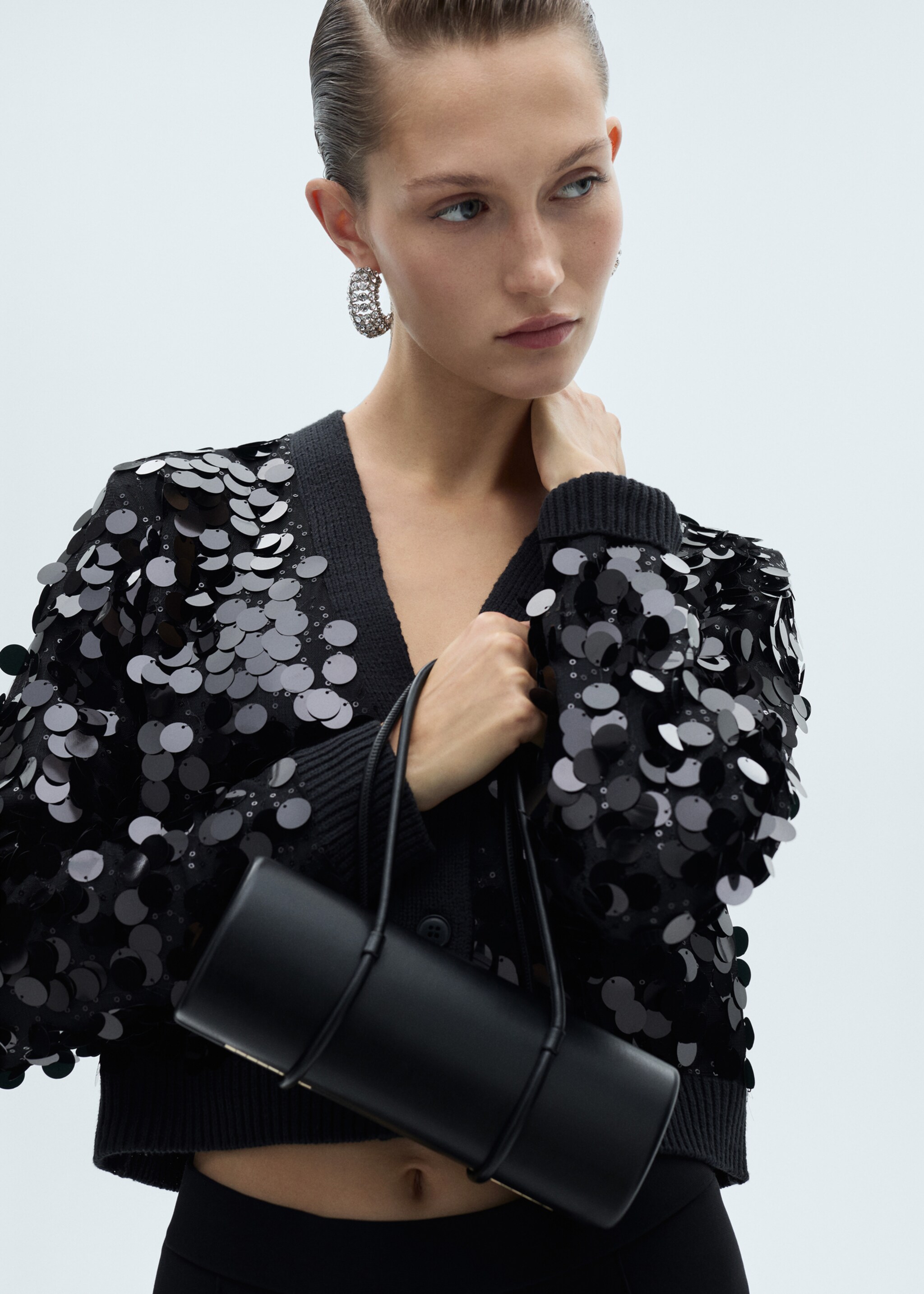 Payetli örgü hırka — photo 3