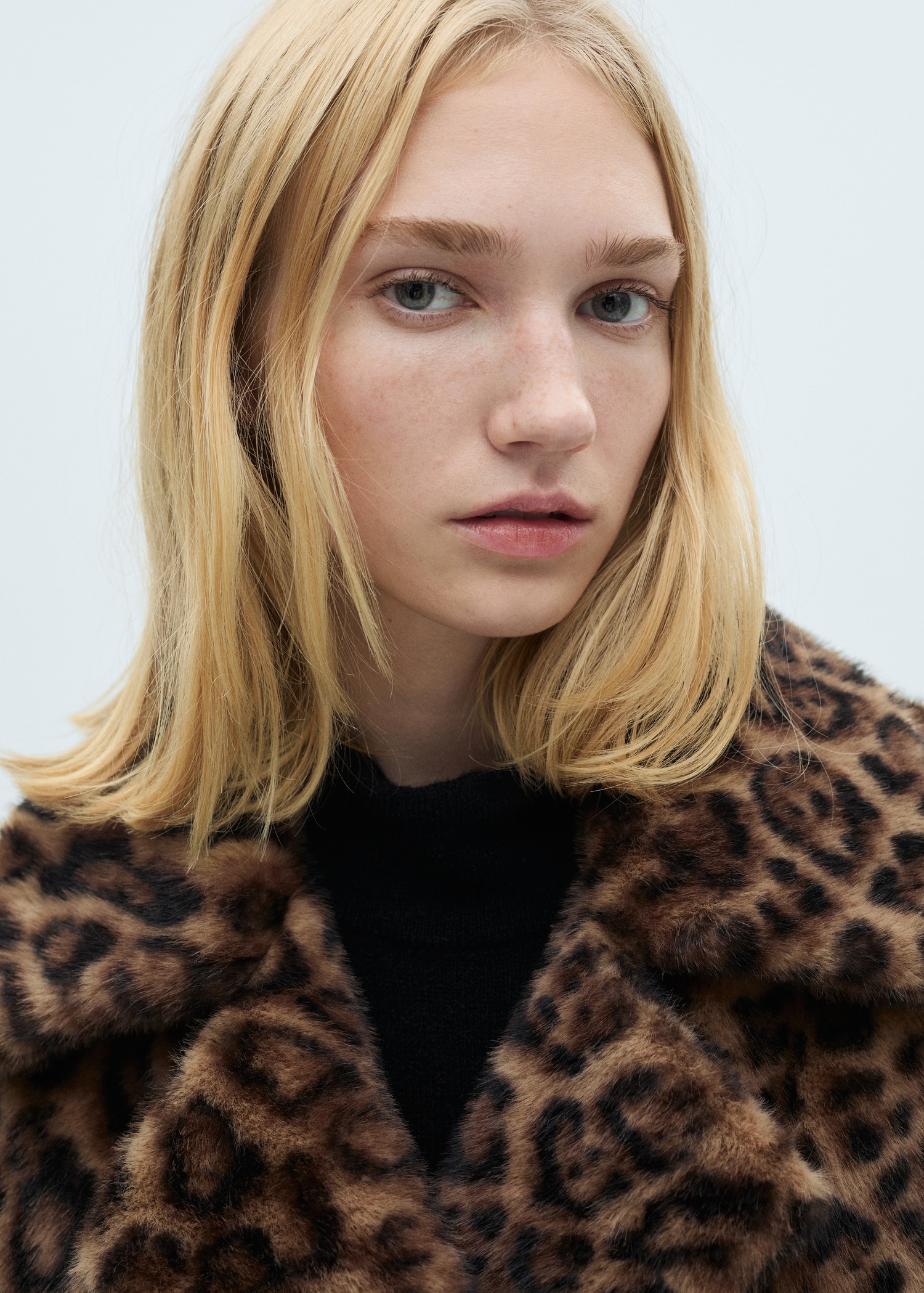 Abrigo leopardo efecto pelo - Detalle del artículo 1