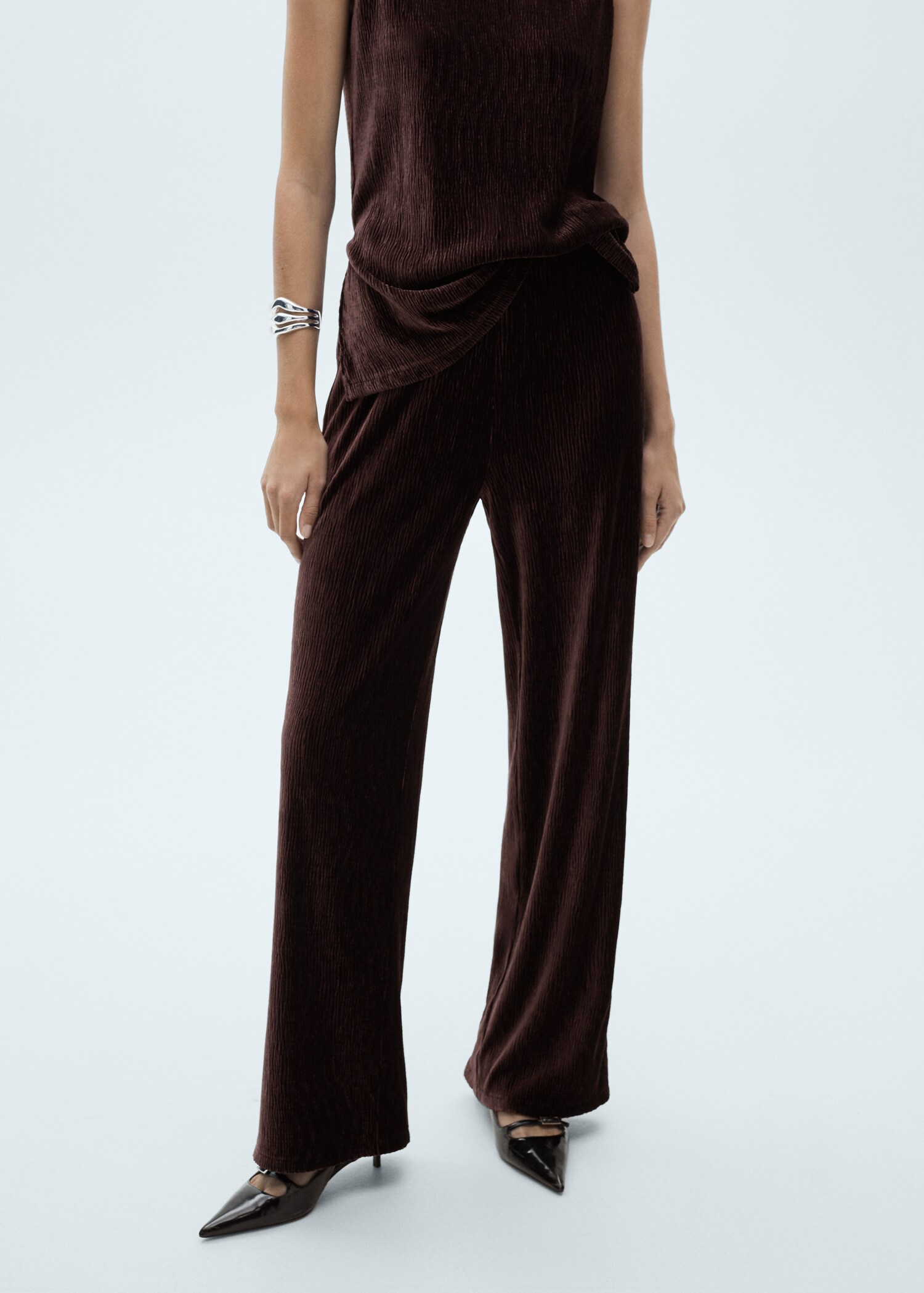Pantalón recto terciopelo - Plano medio
