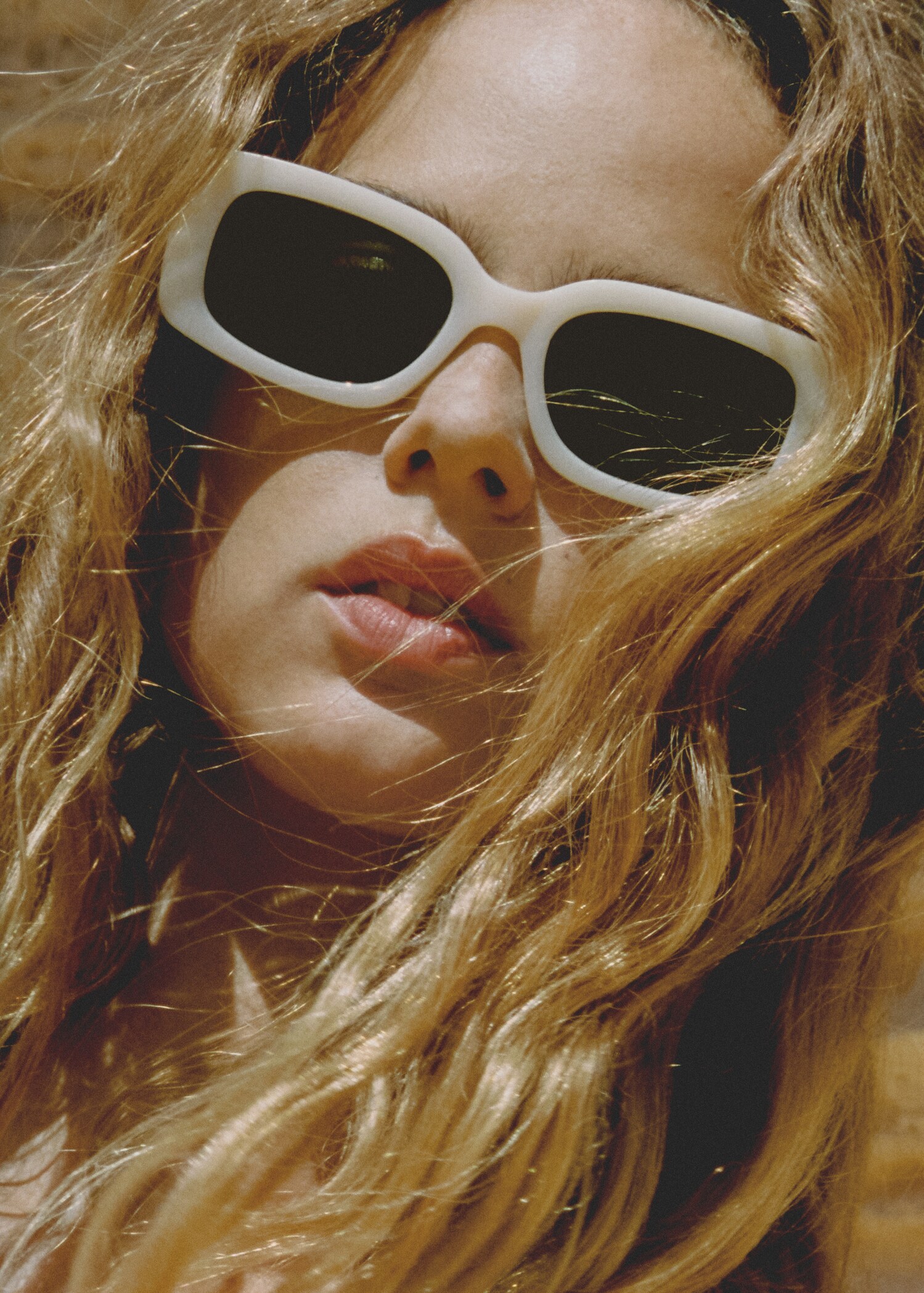 Resin frame sunglasses - Details of the article 9