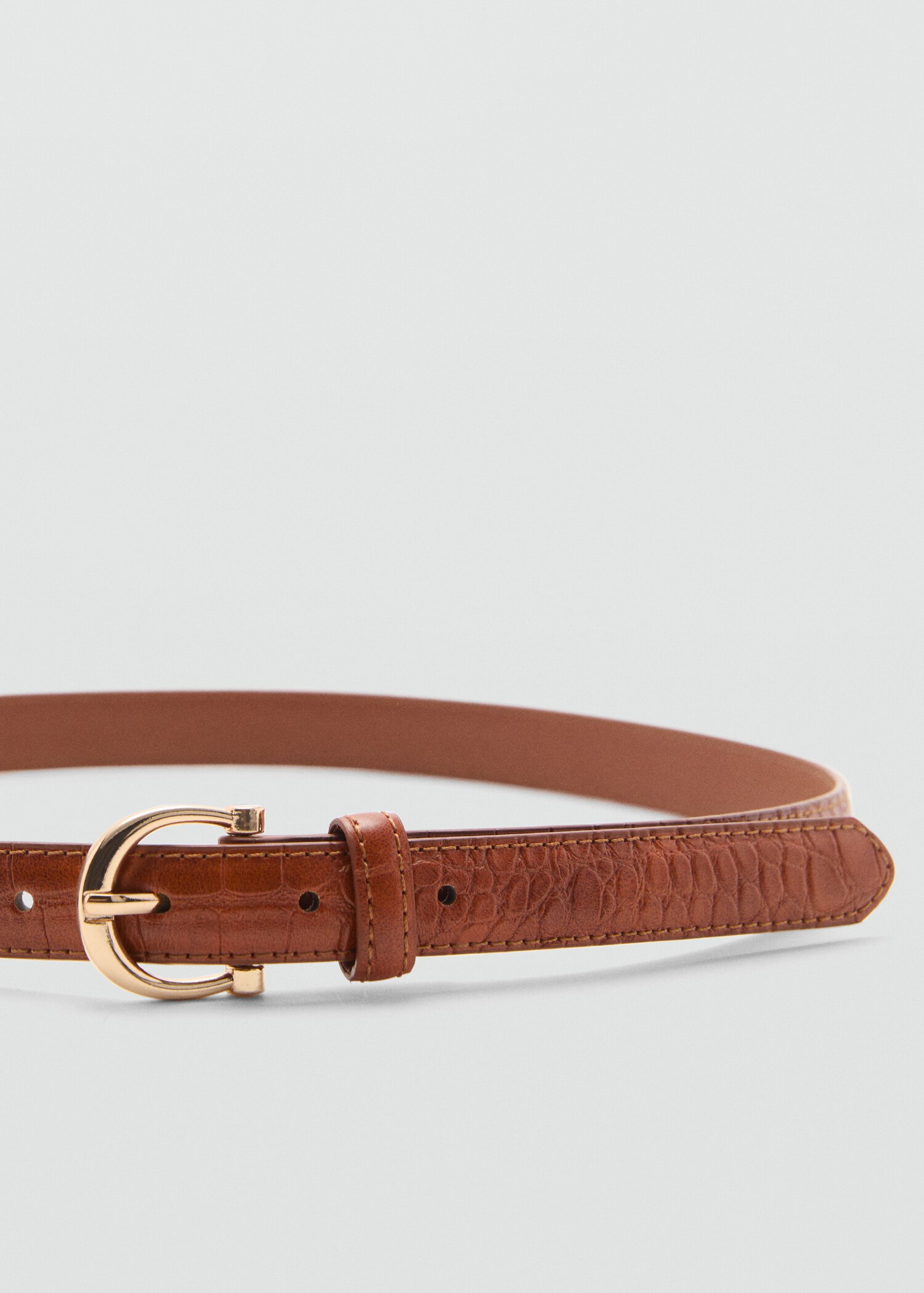 Ceinture effet crocodile - Plan moyen
