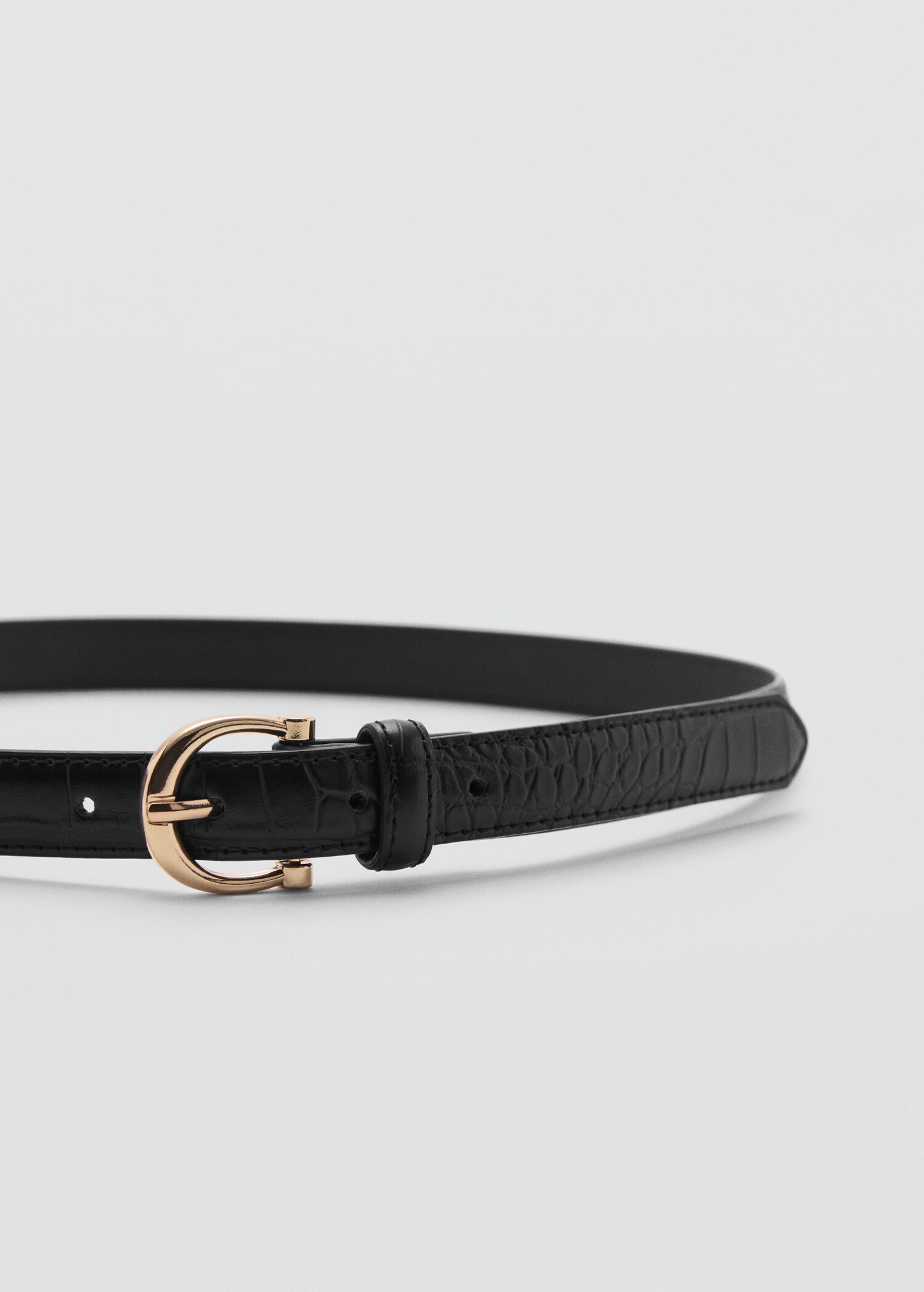 Ceinture effet crocodile - Plan moyen