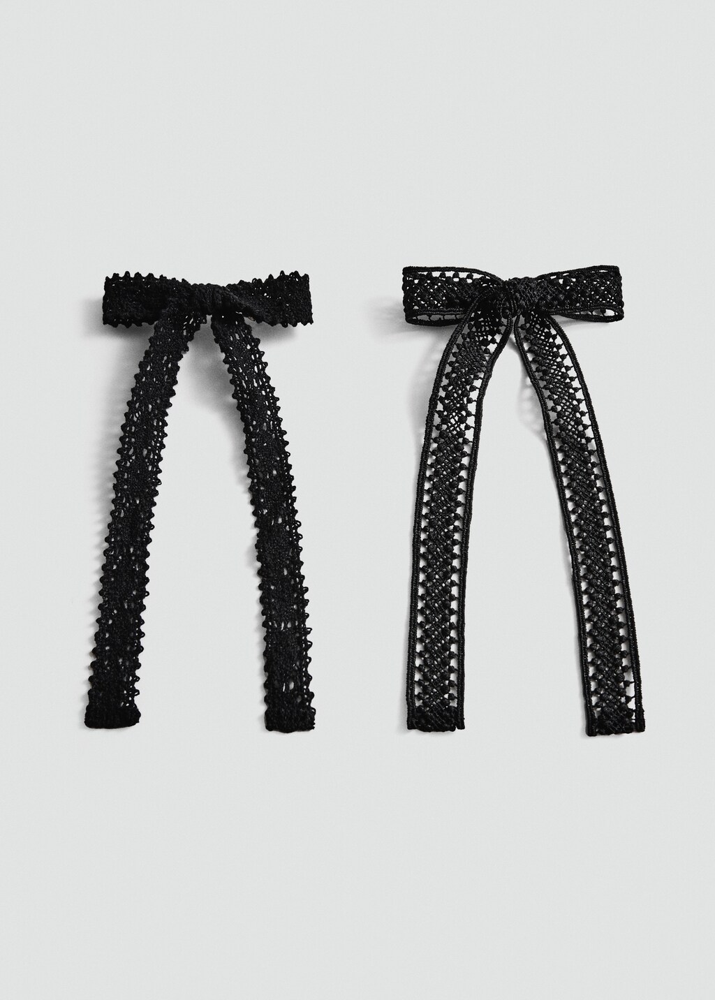 Pack of 2 crochet bow pins