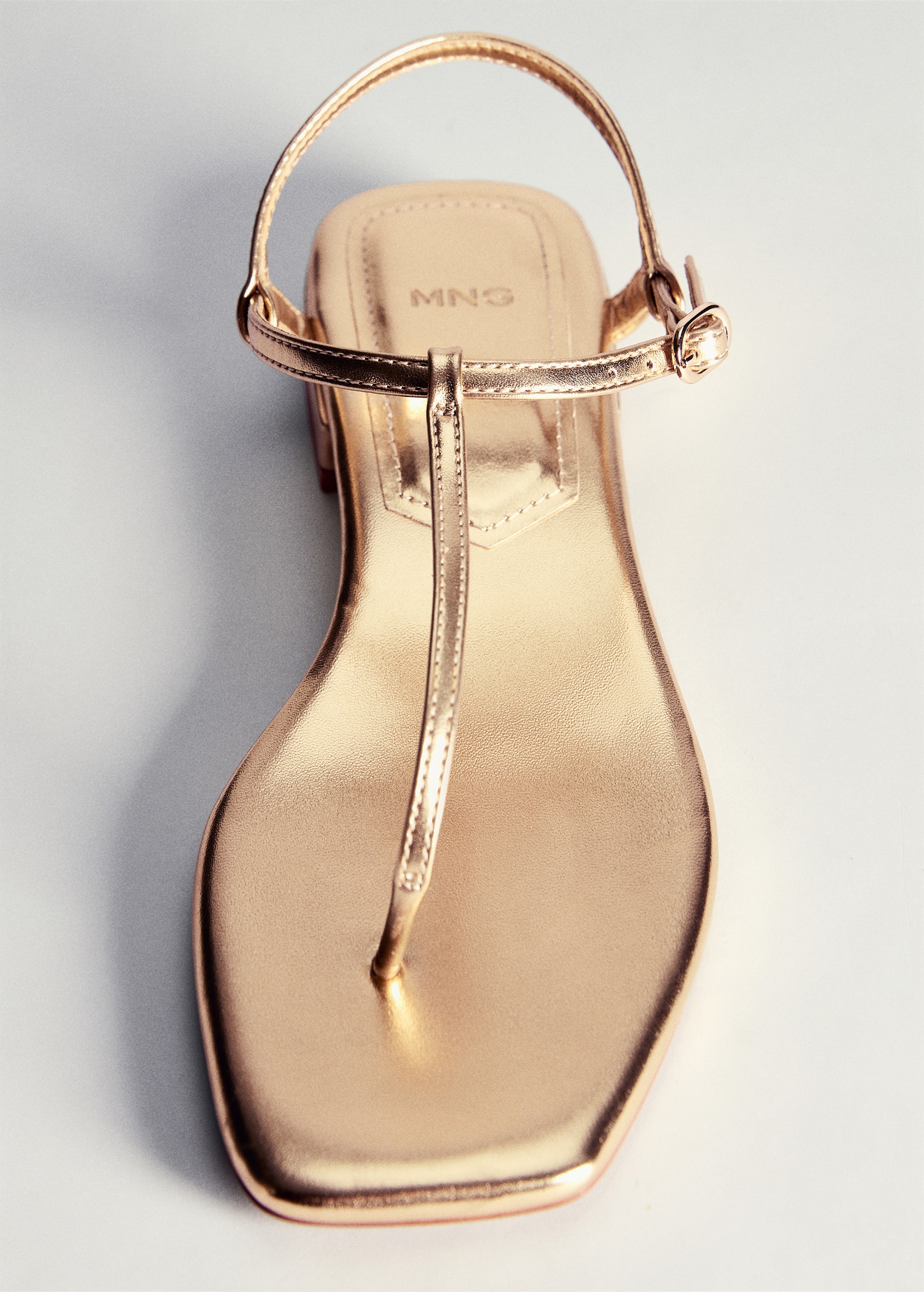 Metallic strap sandals - Details of the article 5