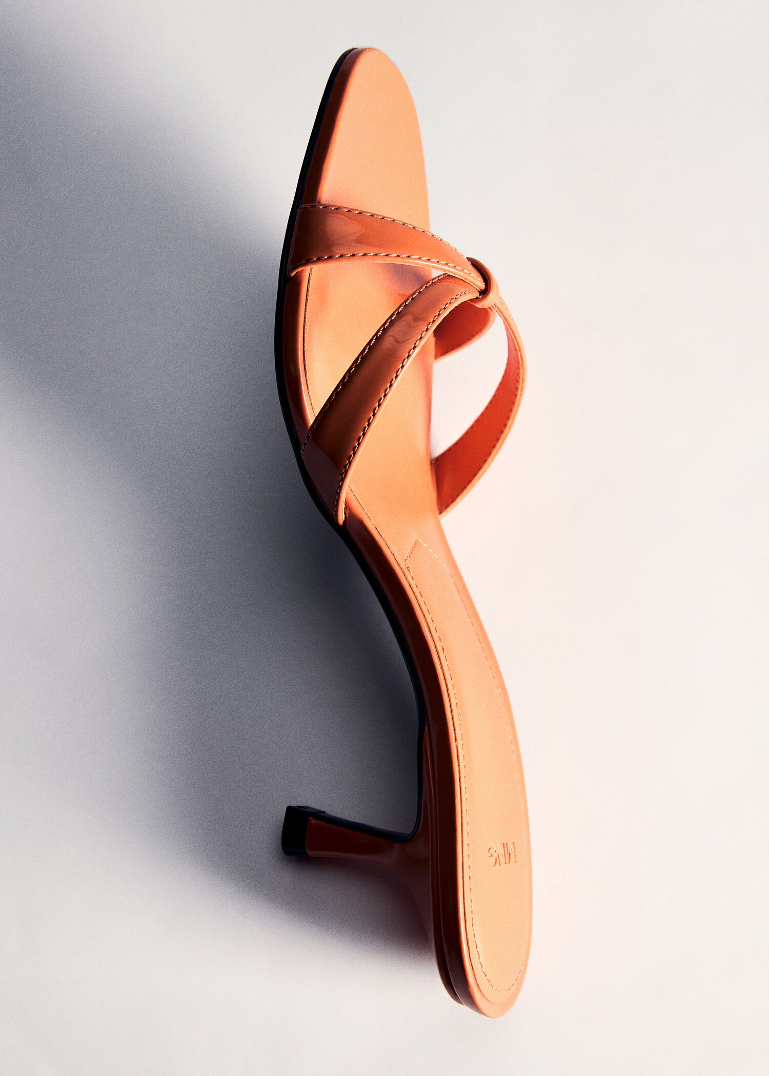 Strappy heeled sandals - Details of the article 5