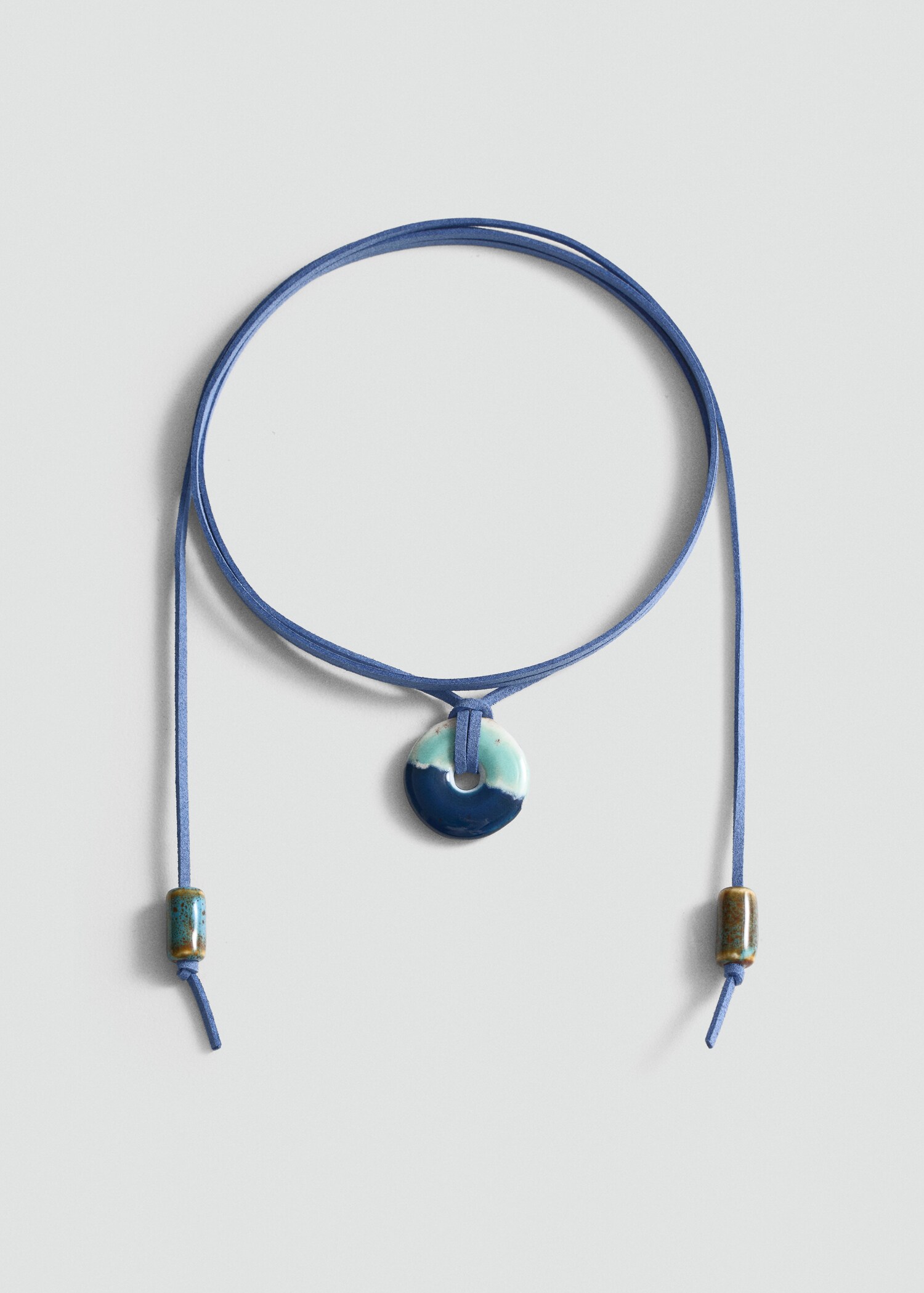 Collier cordon pendentif - Article sans modèle