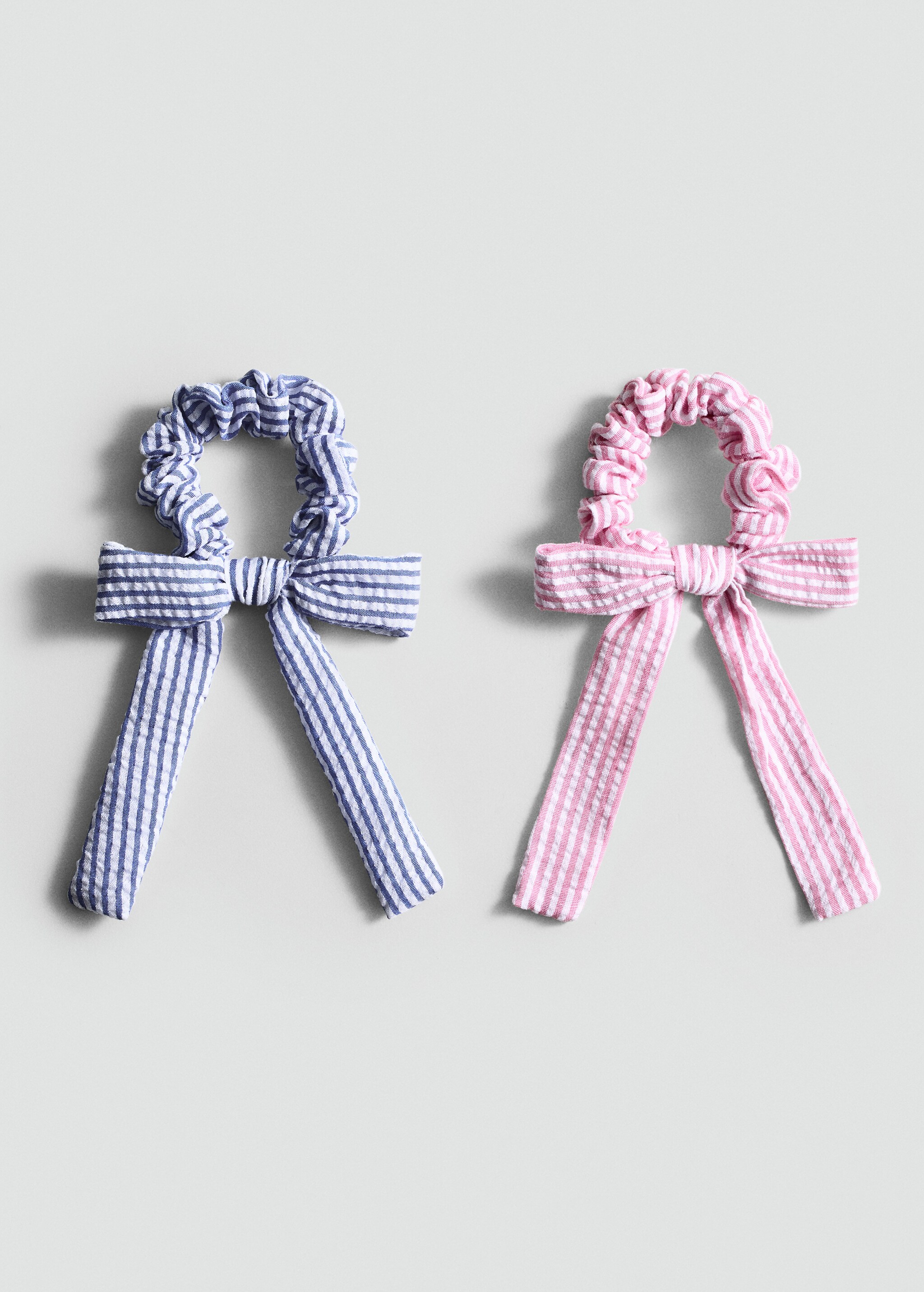 2 pack bow hair ties  - Article without model
