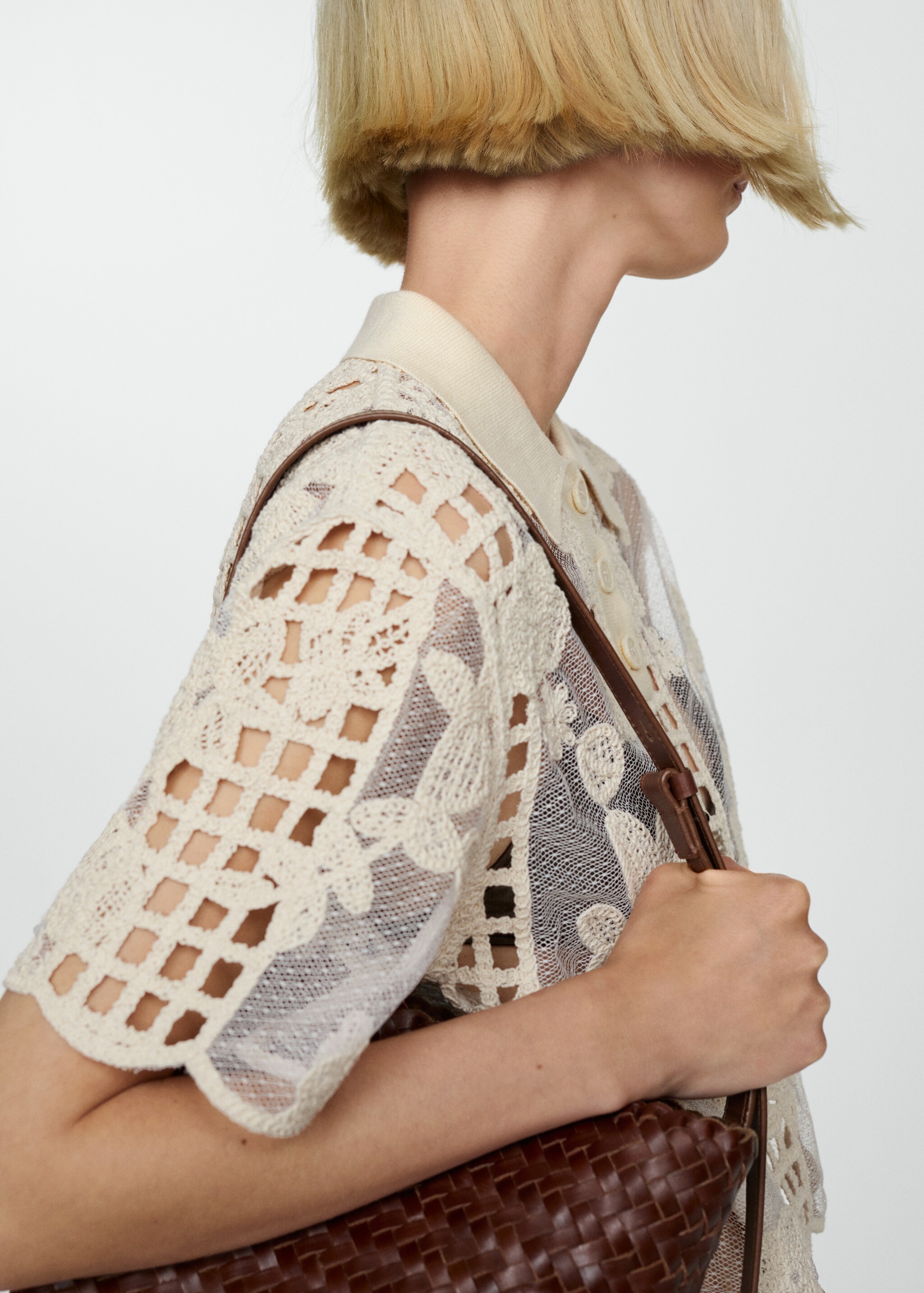Embroidered blouse with openwork details - Details of the article 2