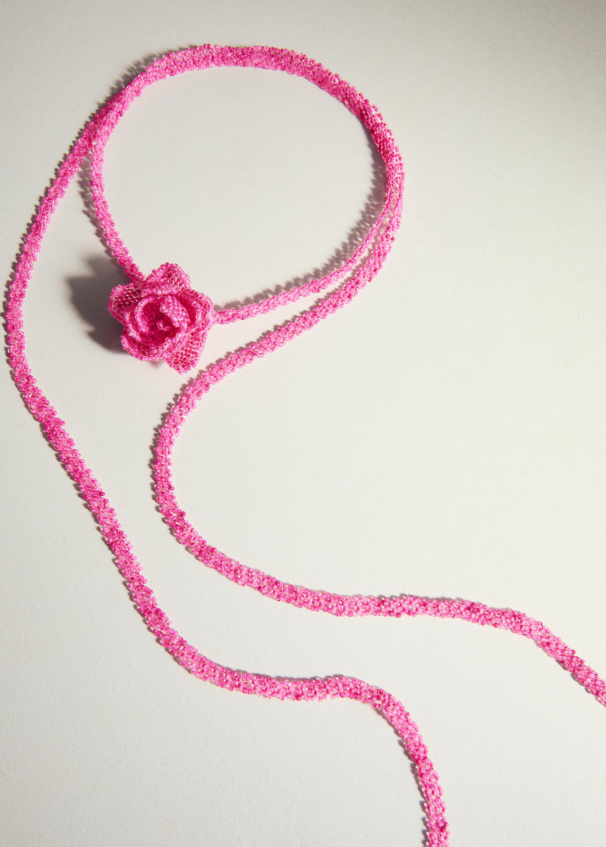 Flower crystal necklace - Details of the article 5