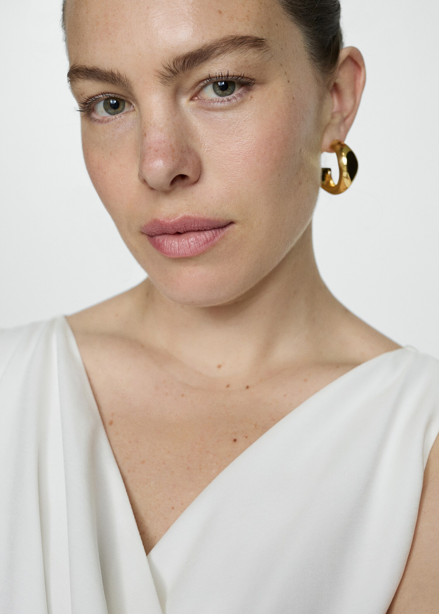 Bow wrap dress - Details of the article 4