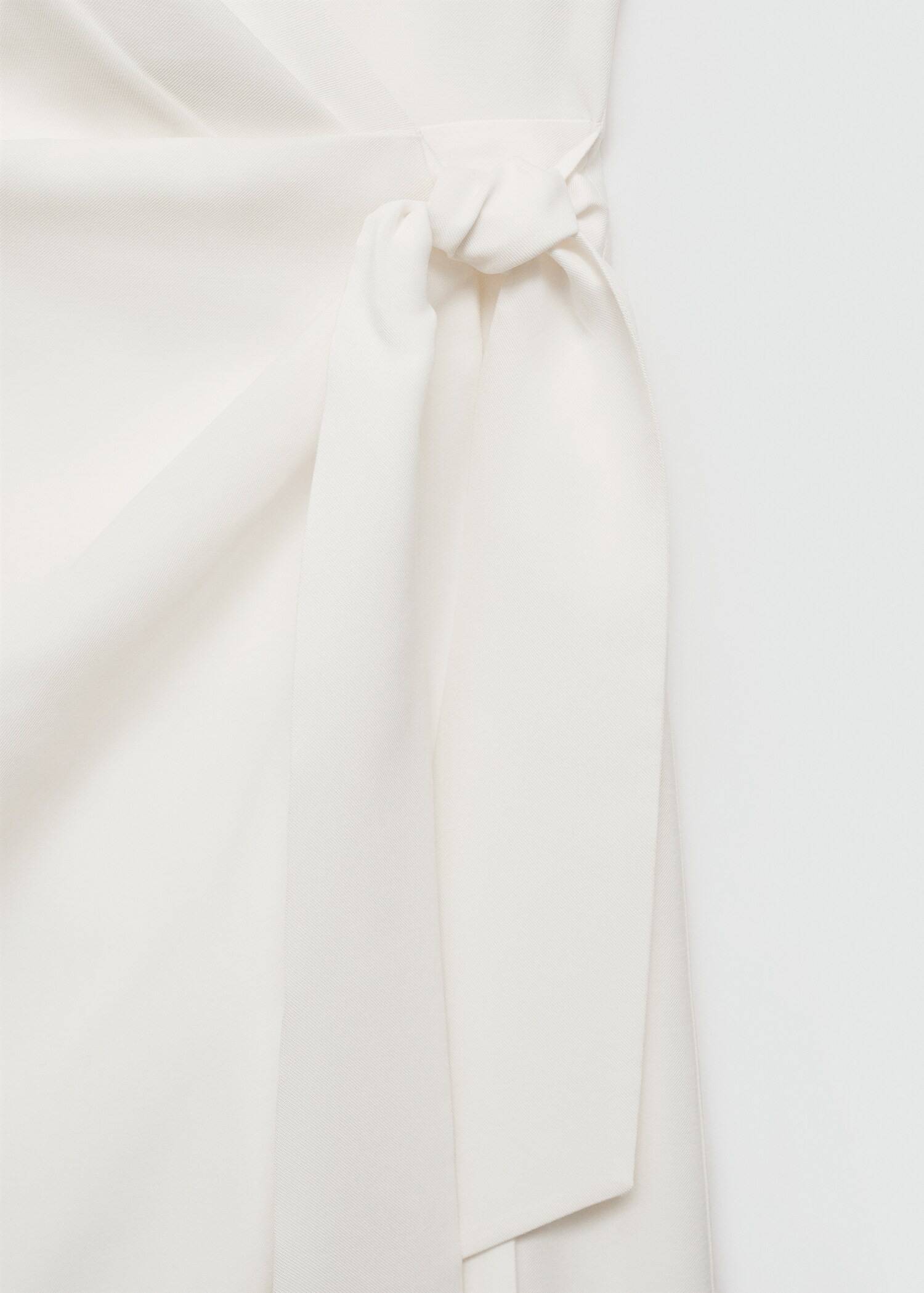 Bow wrap dress - Details of the article 8