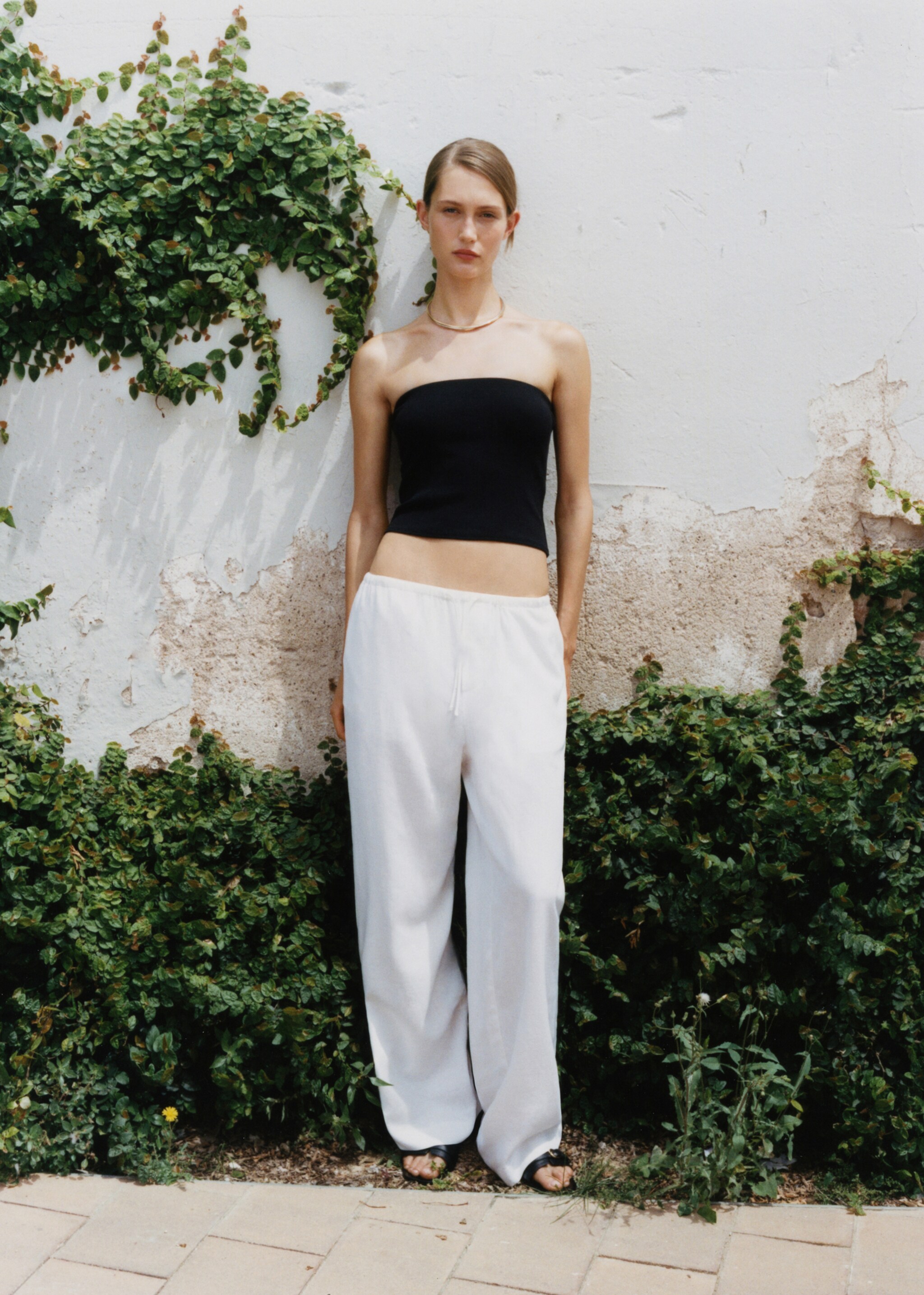 Straight linen-blend trousers - Details of the article 6, White. Ref: 77040372-00.