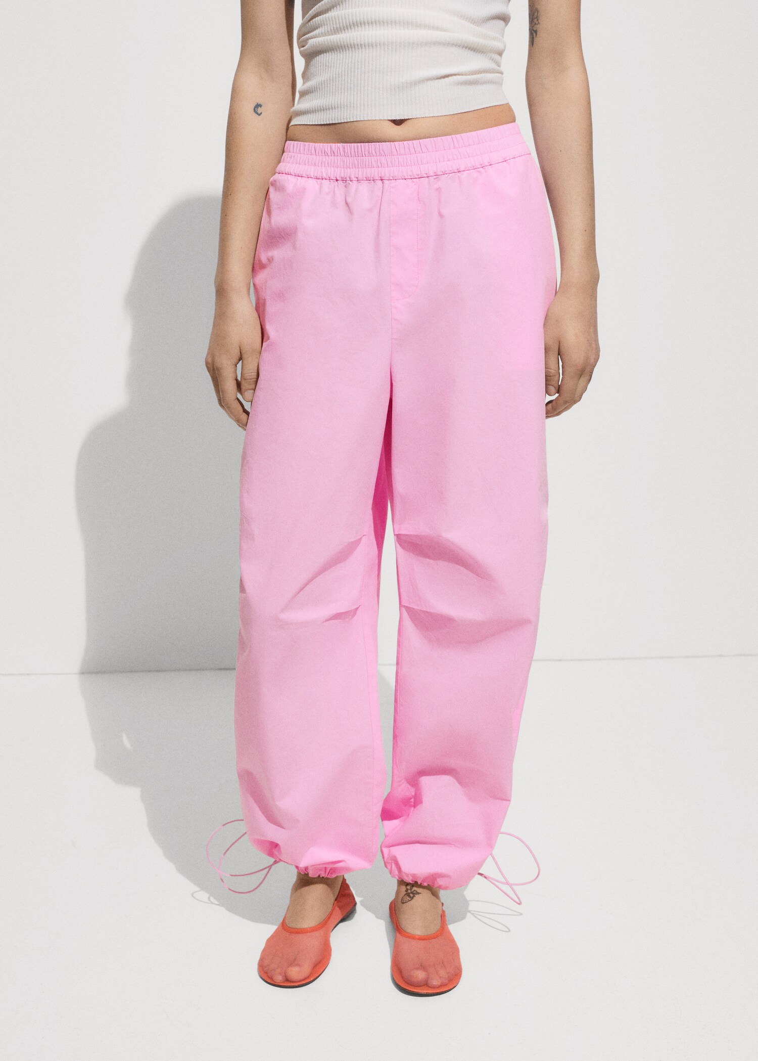 Pantalón algodón parachute - Plano medio