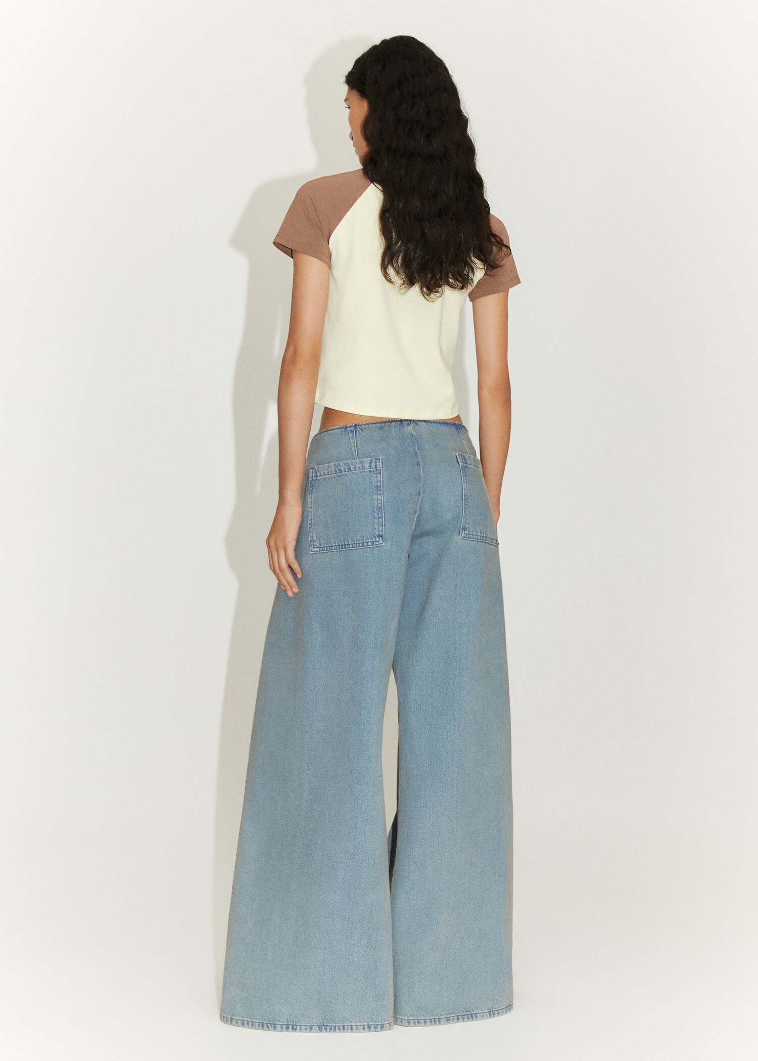Jeans wideleg costuras botones a presión - Reverso del artículo