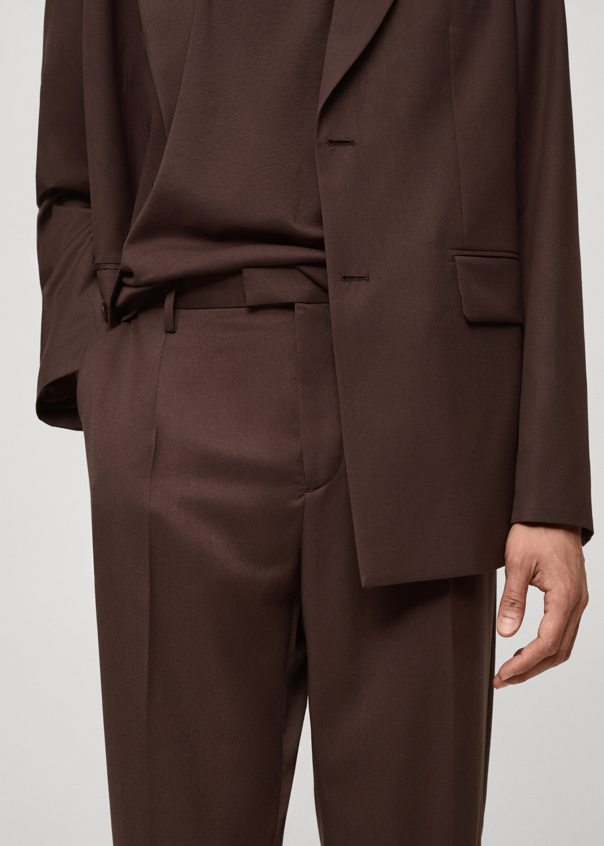 Regular-fit suit trousers with pleats - Details of the article 1