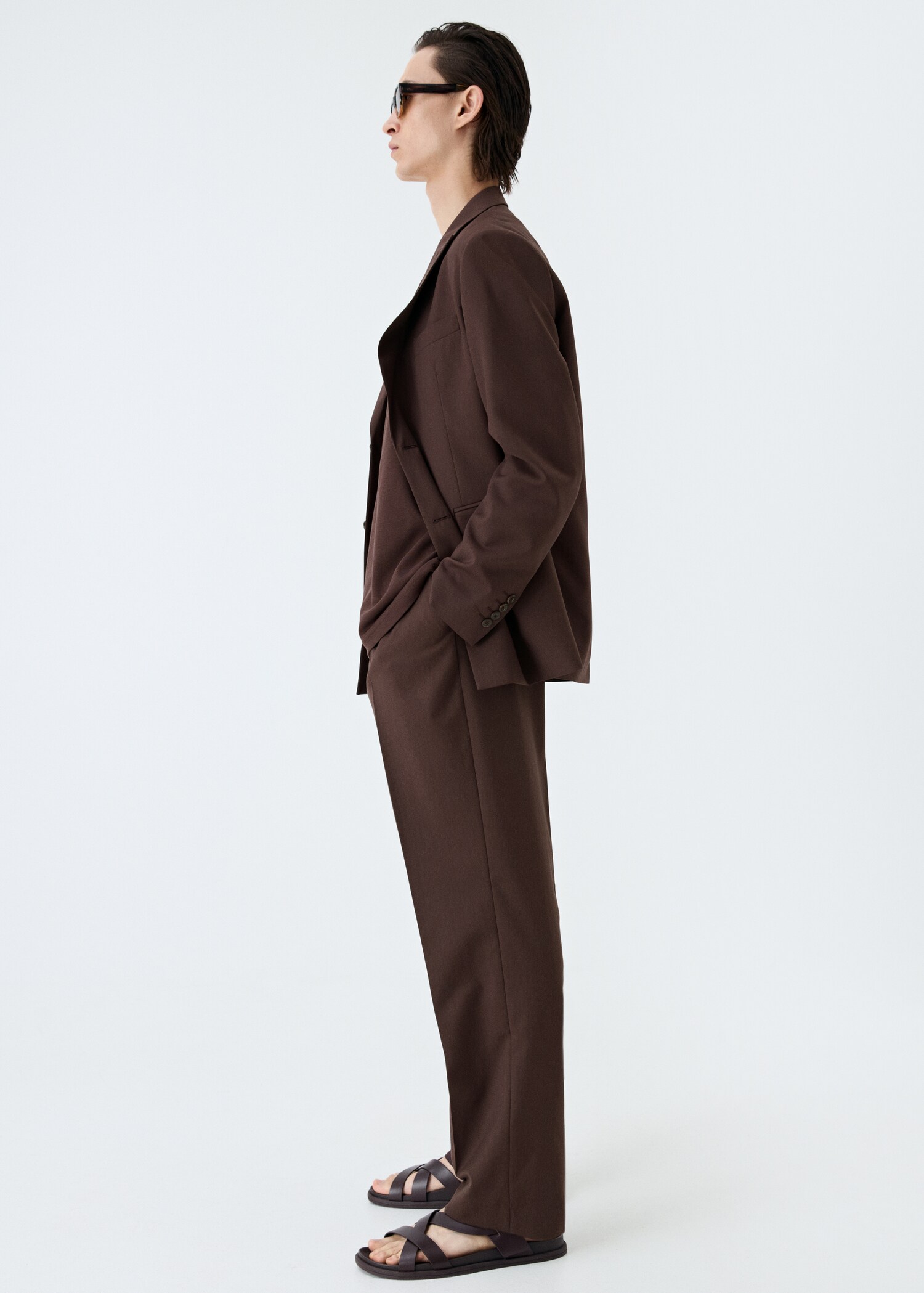 Regular-fit suit trousers with pleats - Details of the article 5