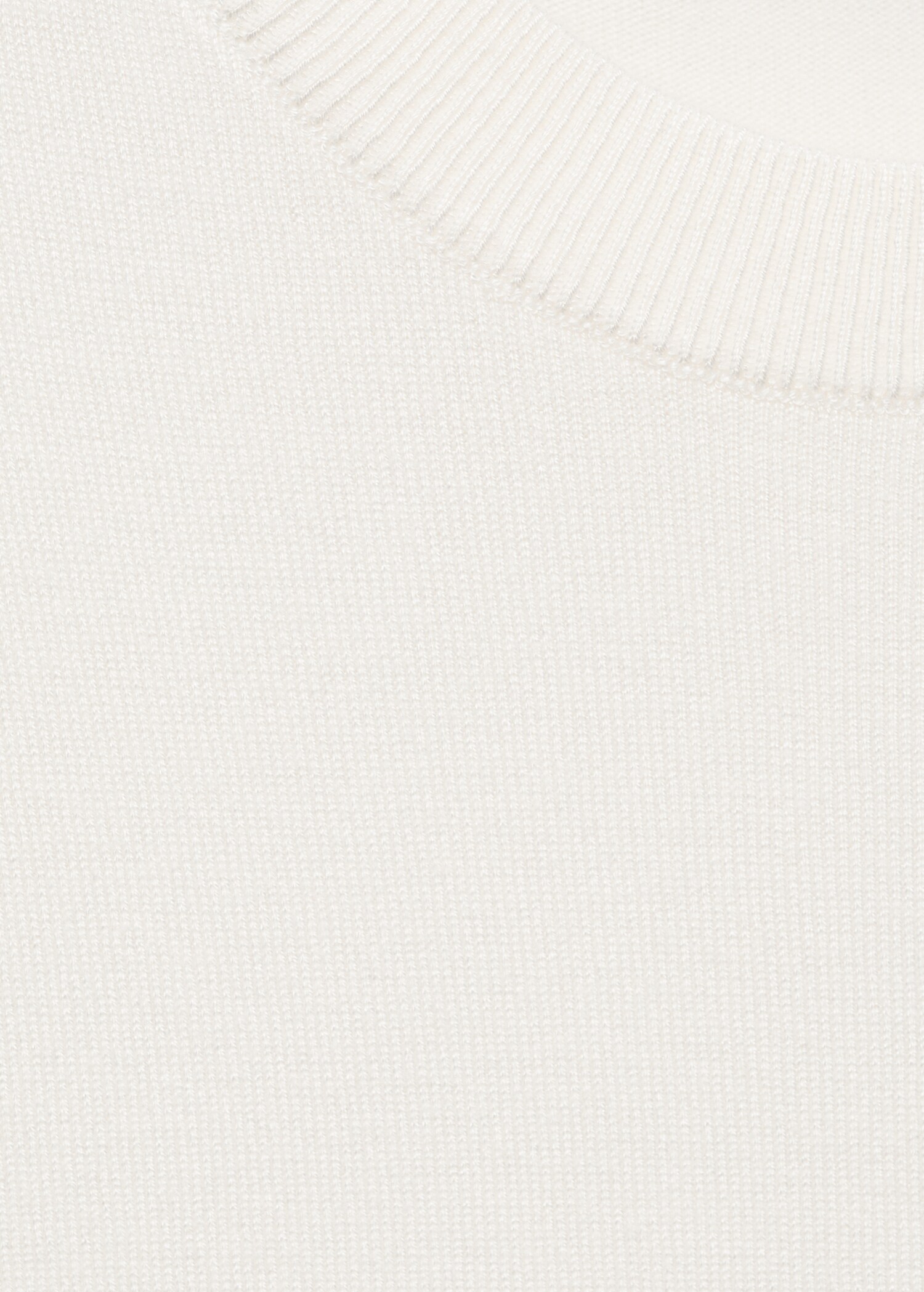 Short-sleeved fine-knit sweater - Details of the article 8