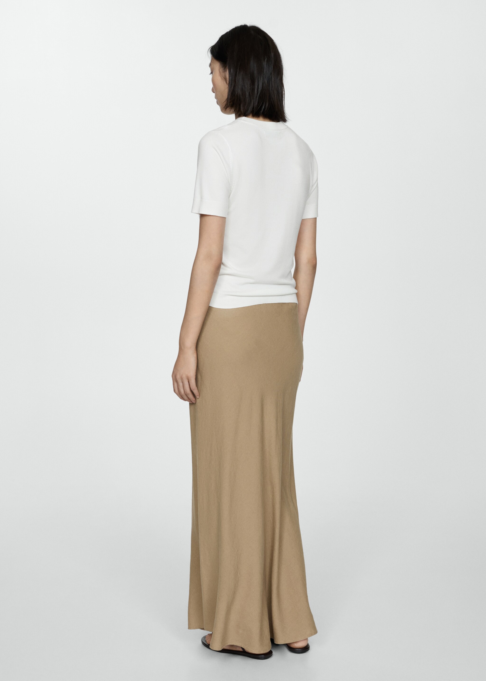 Short-sleeved fine-knit sweater - Reverse of the article