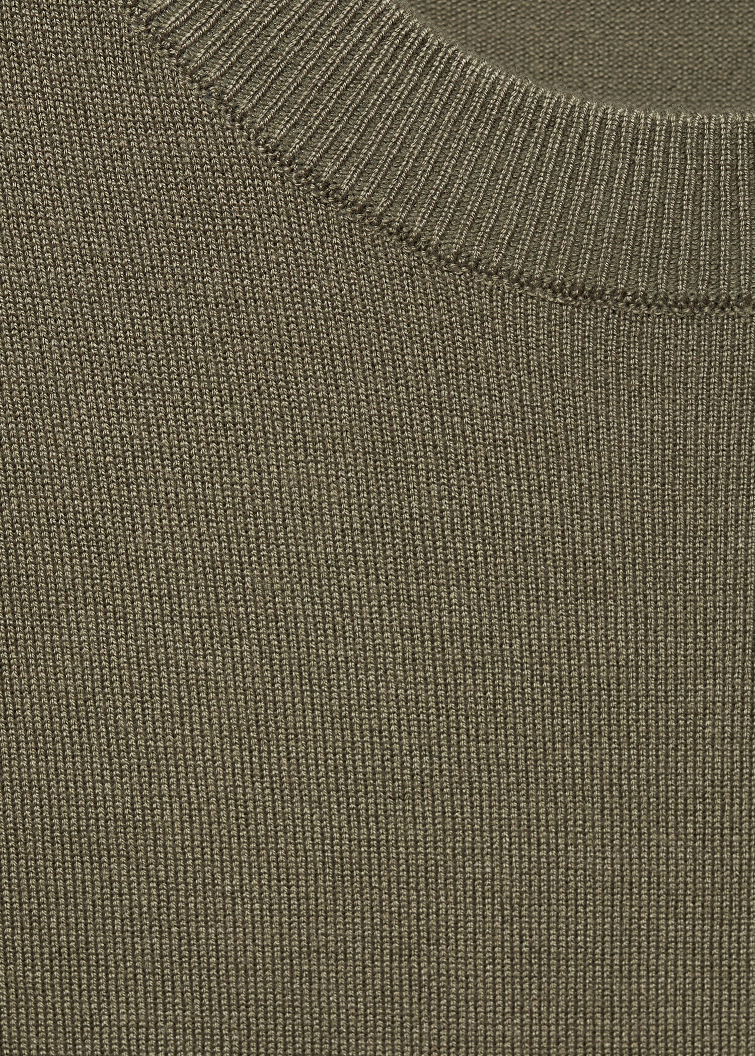 Short-sleeved fine-knit sweater - Details of the article 8