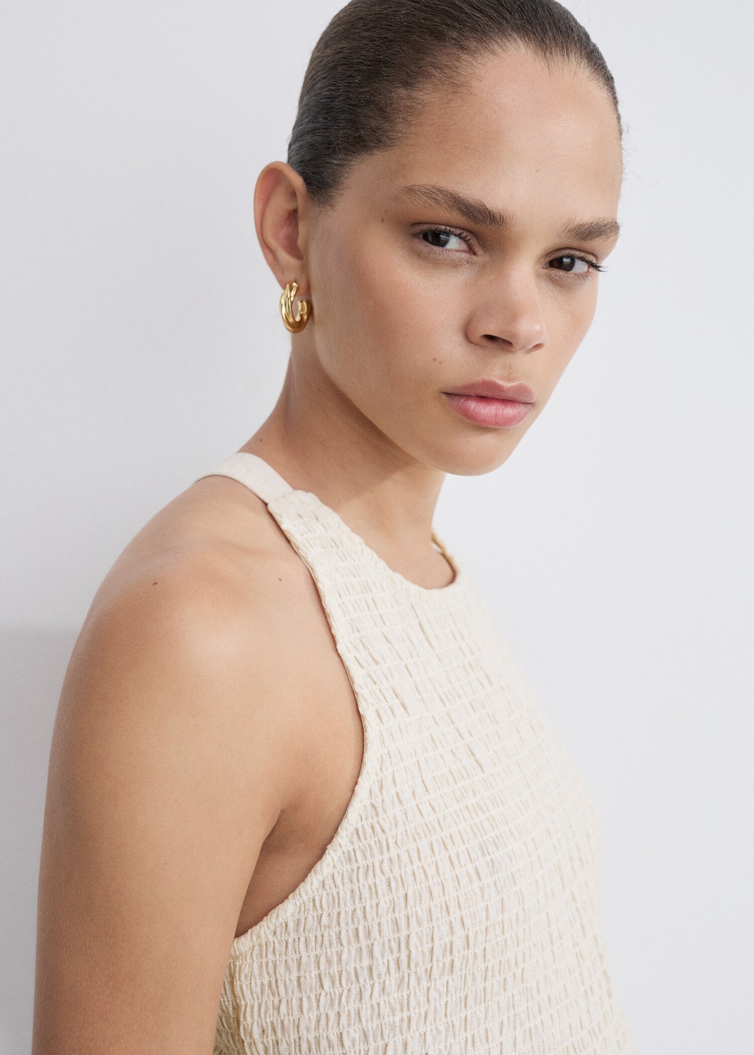 Flared dress with ruffled hem - Details of the article 1
