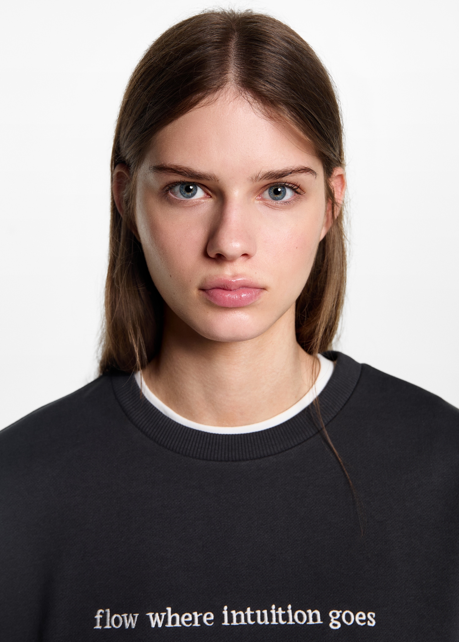 Embroidered detail cotton sweatshirt - Details of the article 1