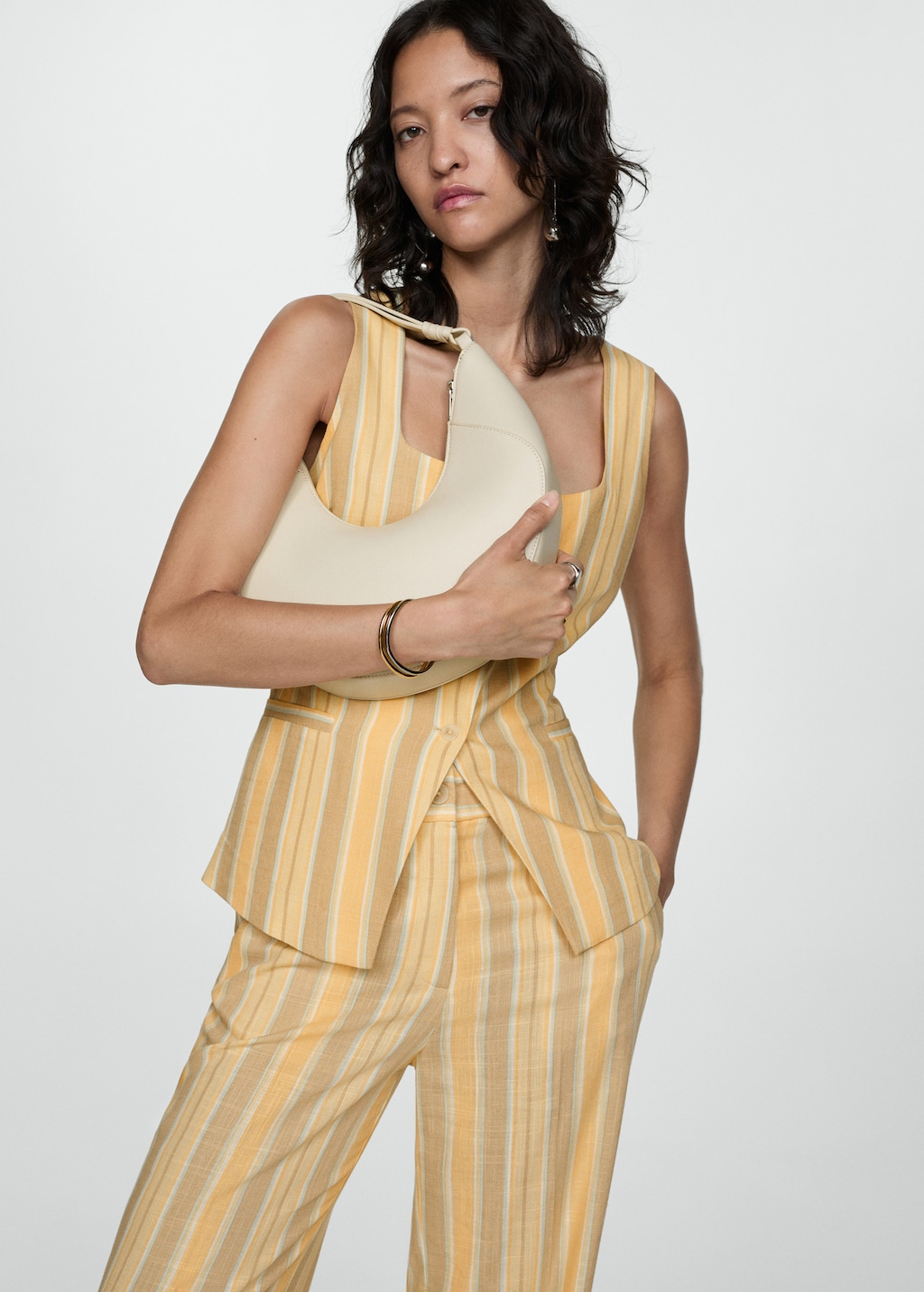 Striped waistcoat with buttons