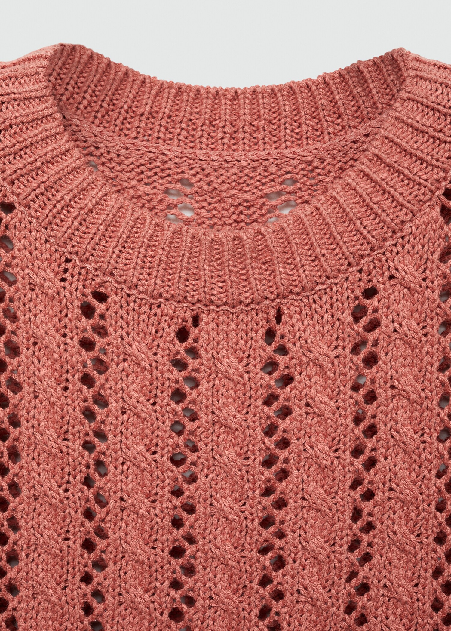 Knitted gilet with openwork details - Details of the article 8