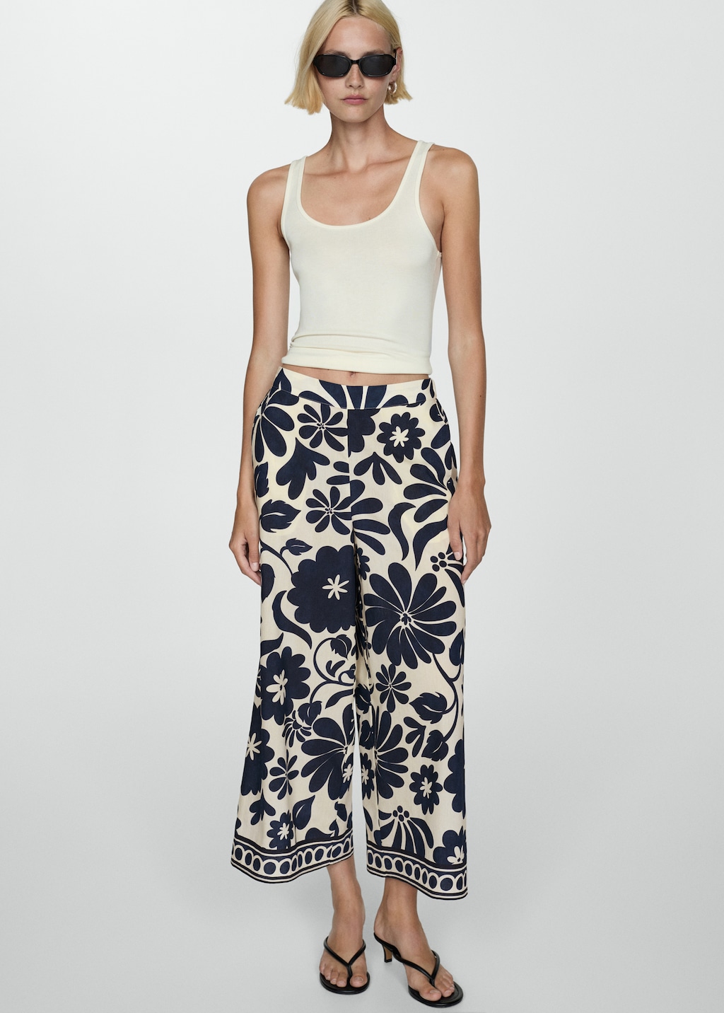 Pantalon fluide en imprime fleuri Femme MANGO France metropolitaine
