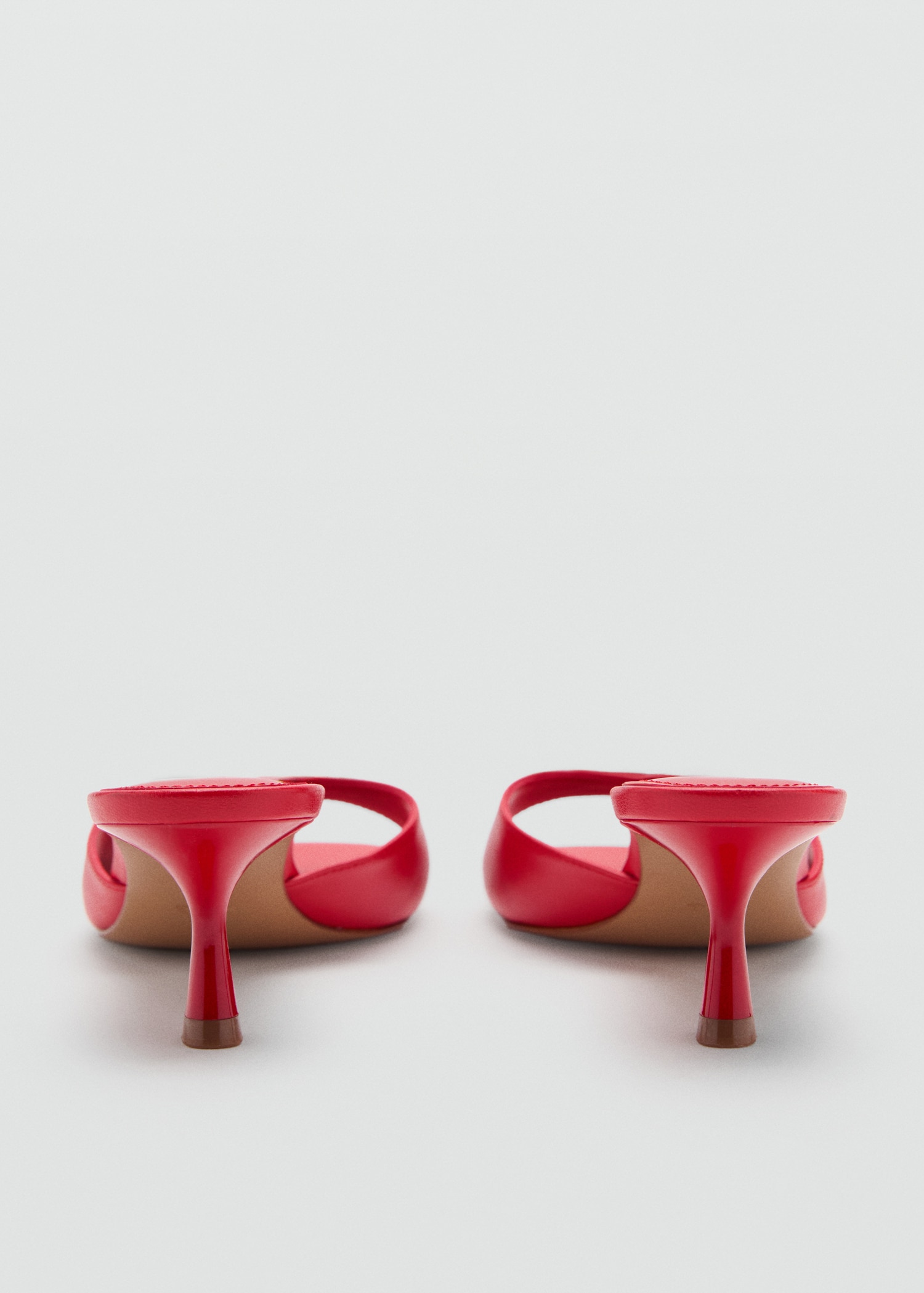 Heeled sandals with bow   - Details of the article 2