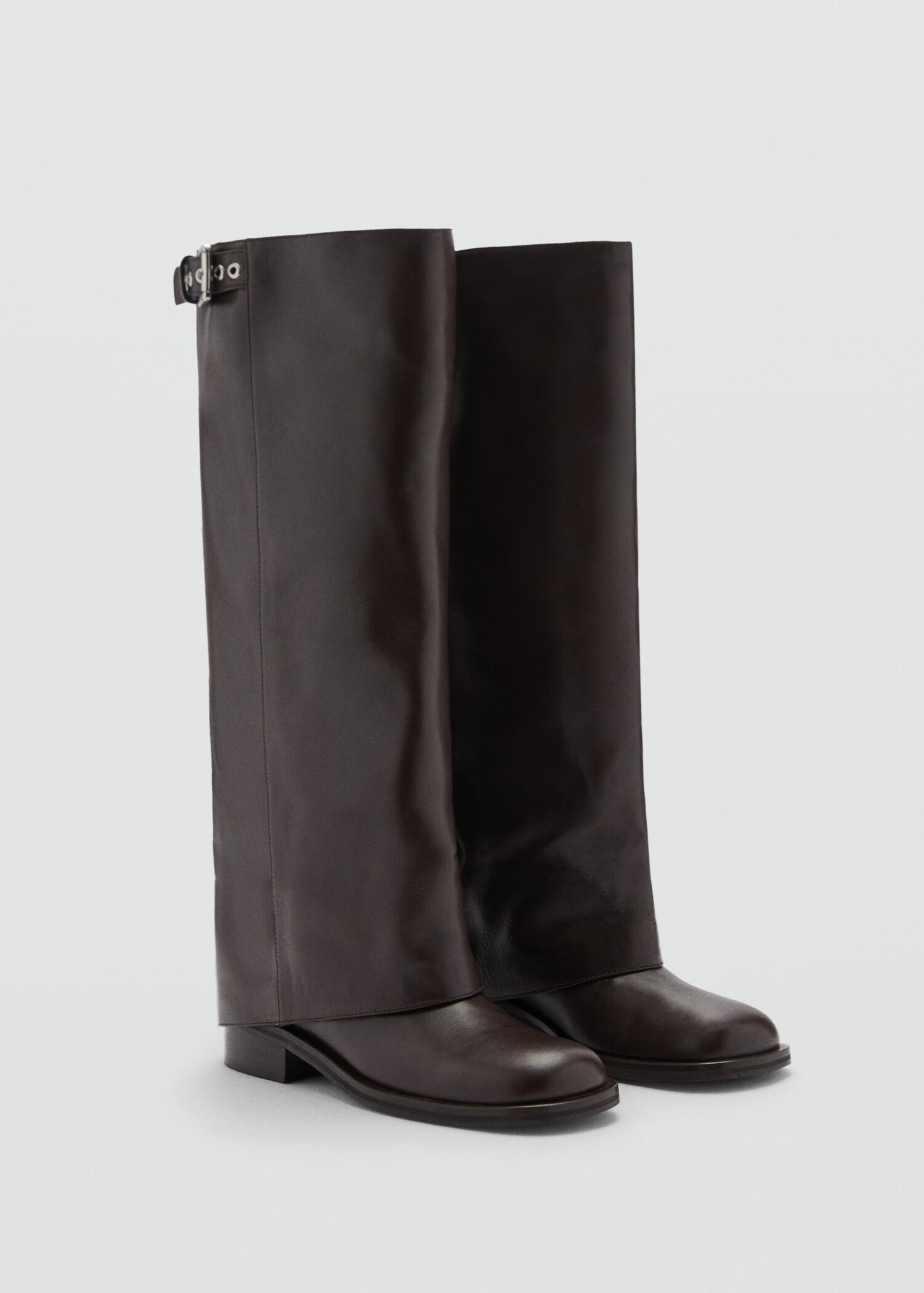 Bottines cuir boucle - Plan moyen