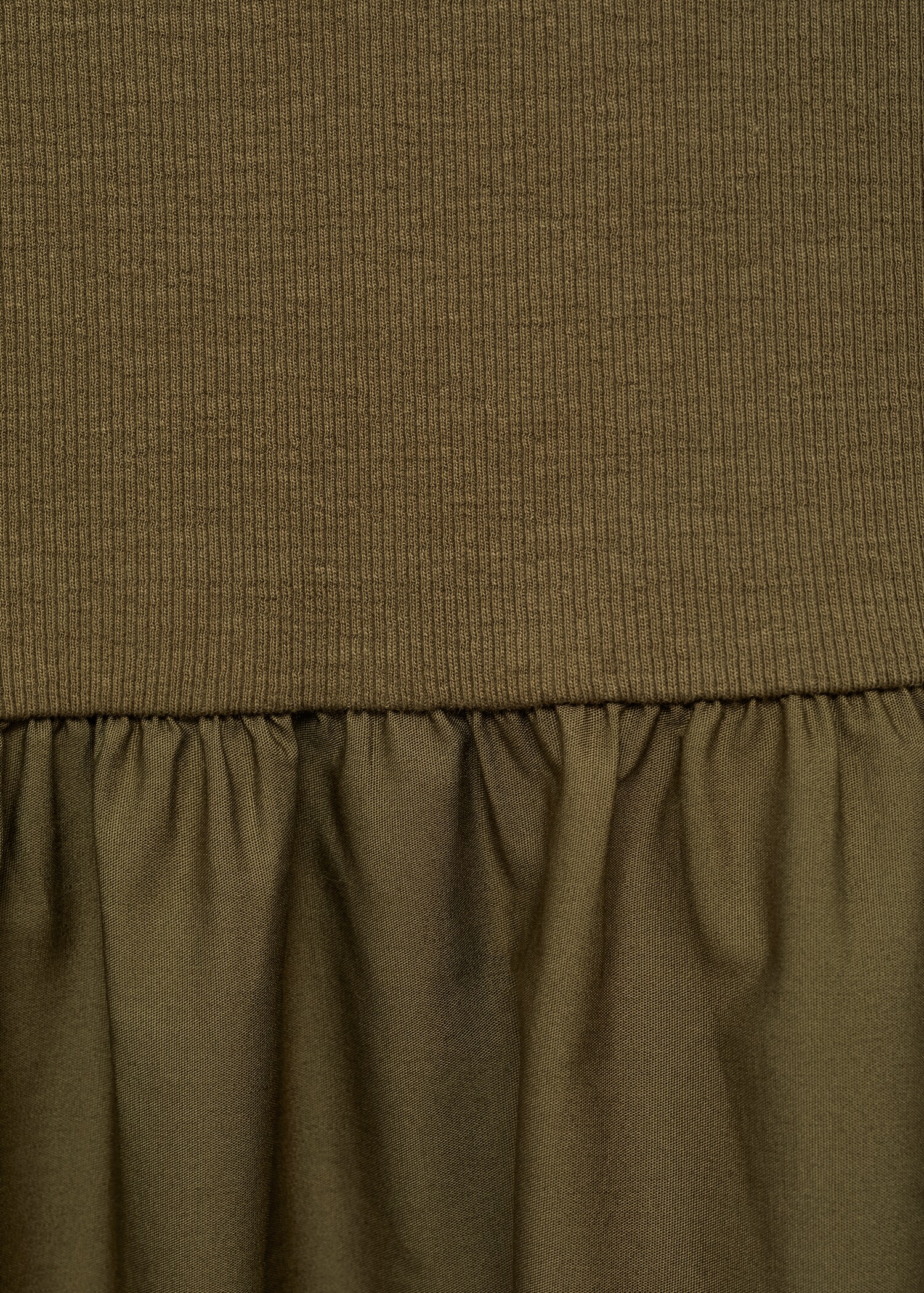 Robe évasée combinée - Détail de l'article 0