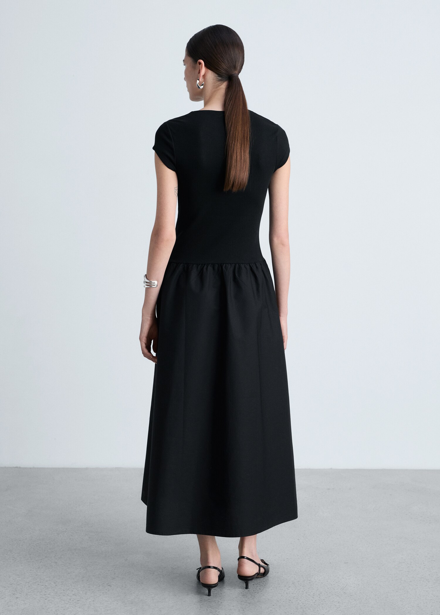 A-line dress - Reverse of the article