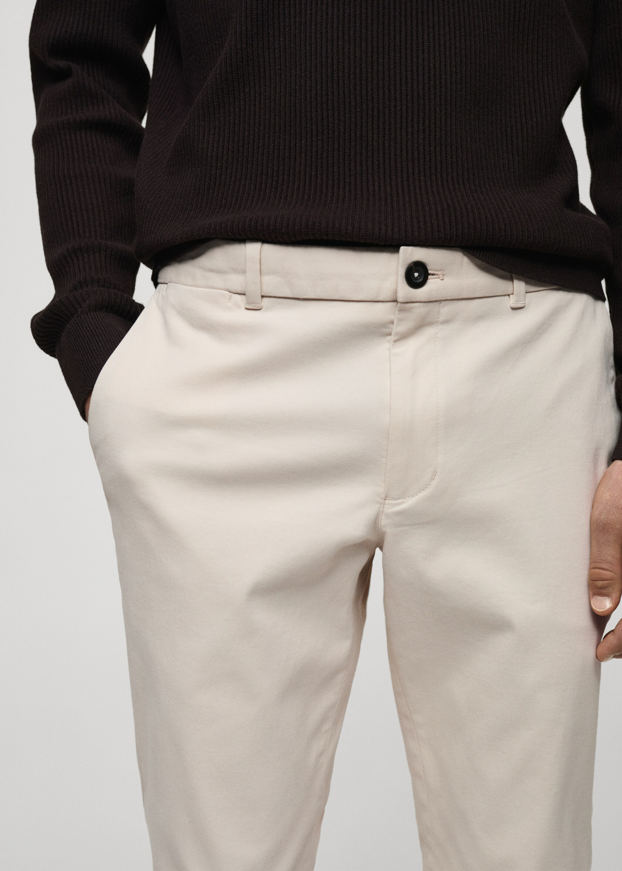 Pantalón chino slim fit sarga - Detalle del artículo 1