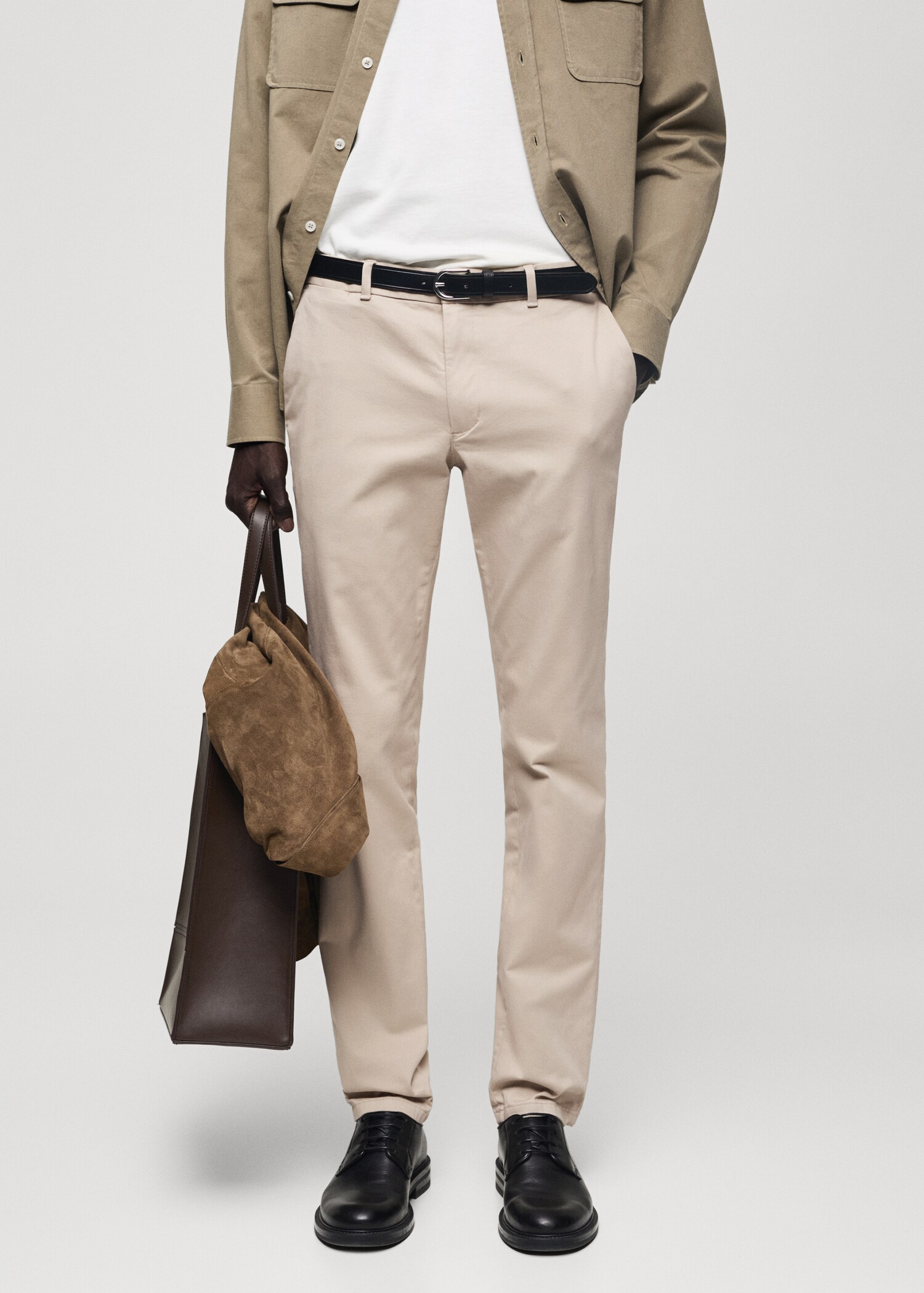 Pantalón chino slim fit sarga - Plano medio