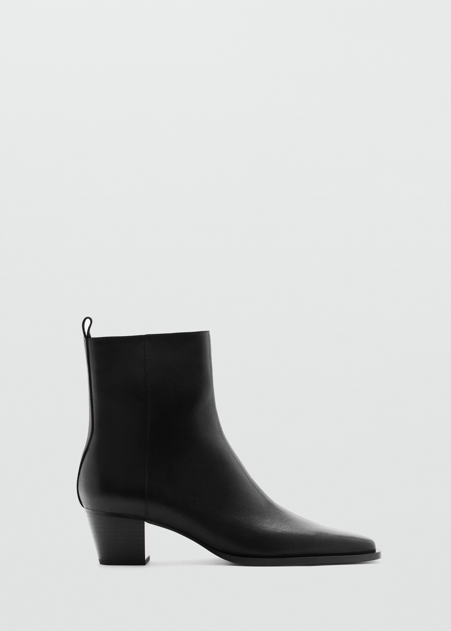 Leather ankle boots with block heel - Article without model