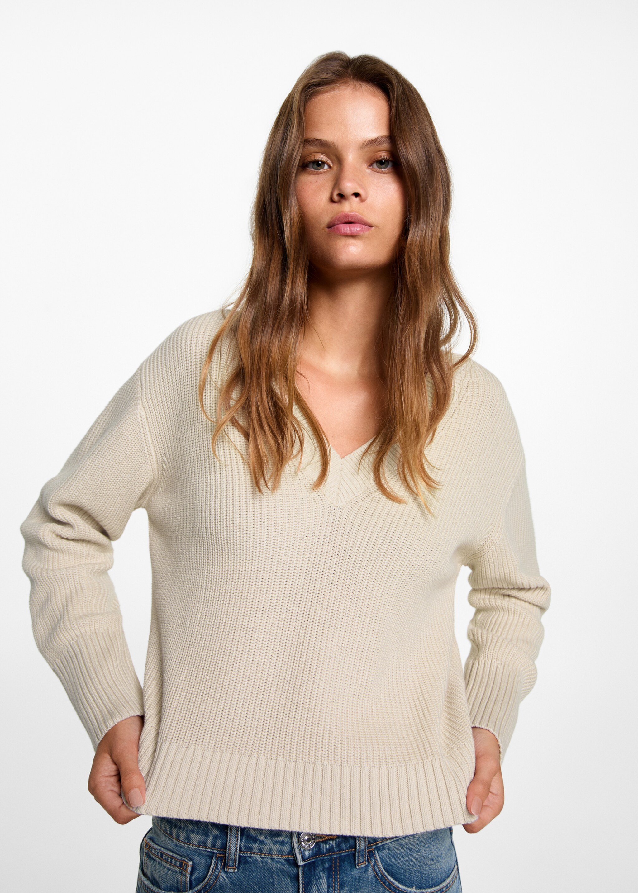 V-neck sweater - Medium plane