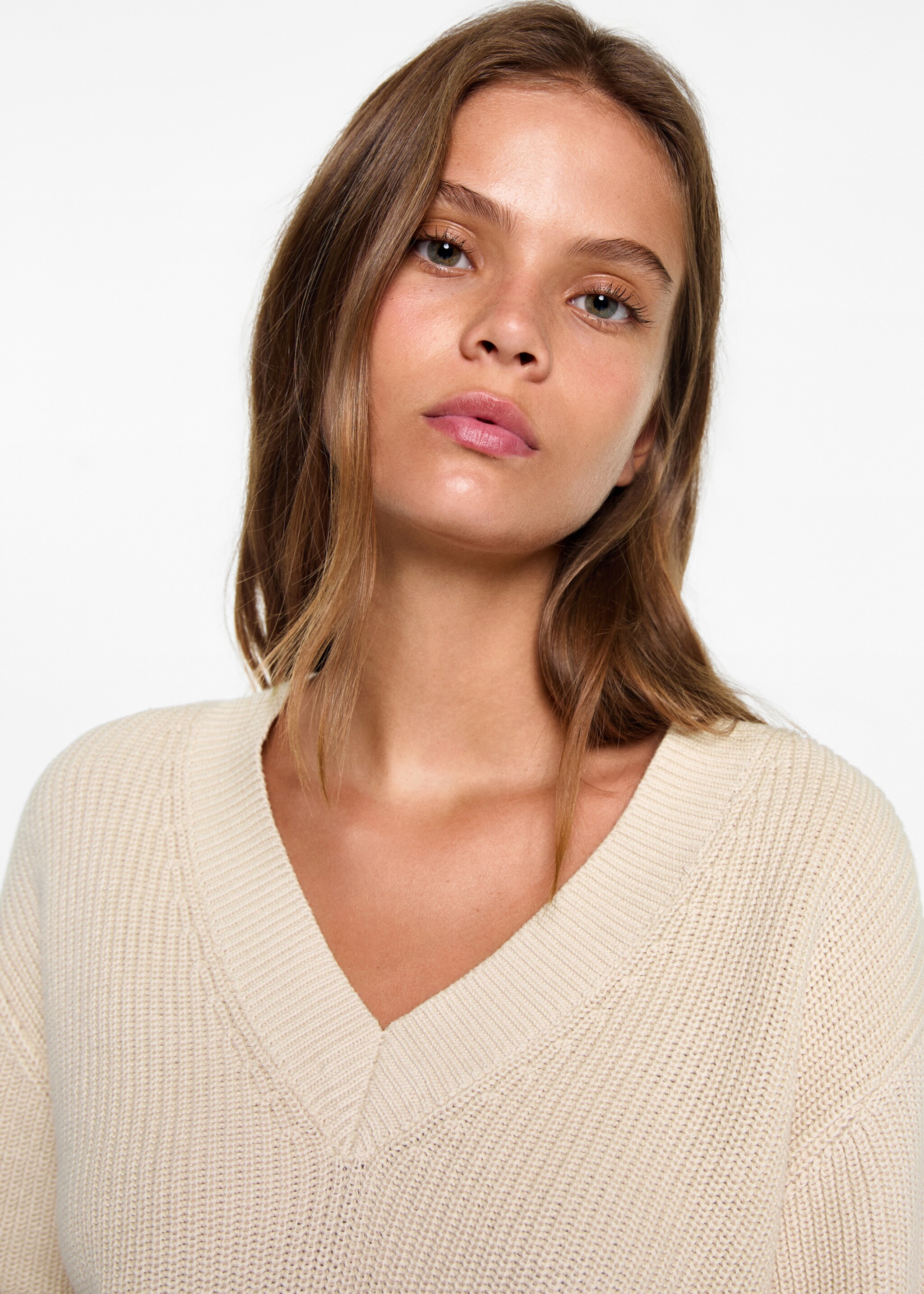 Pull-over à col en V - Détail de l'article 1