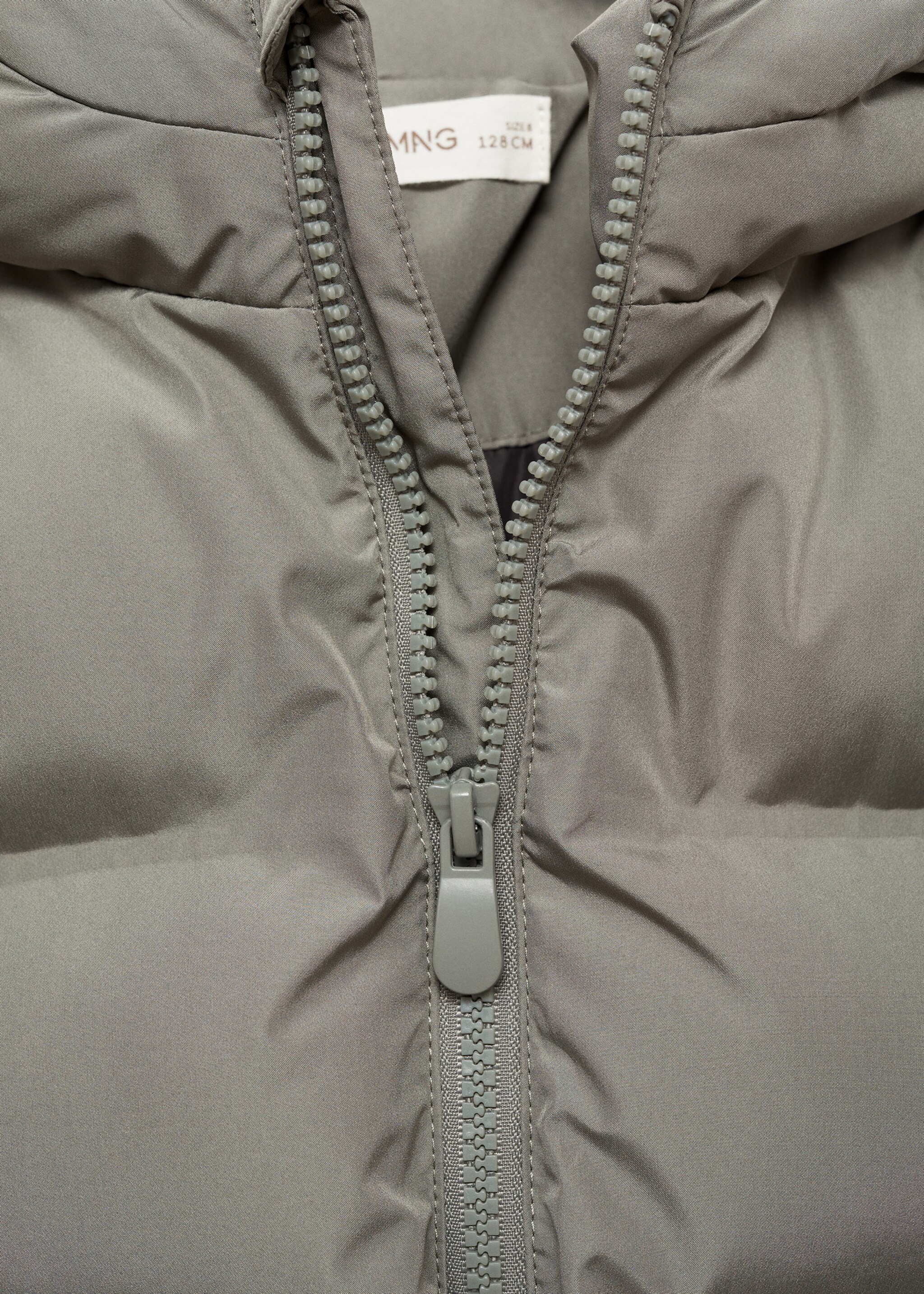 Hood quilted coat - Details of the article 8