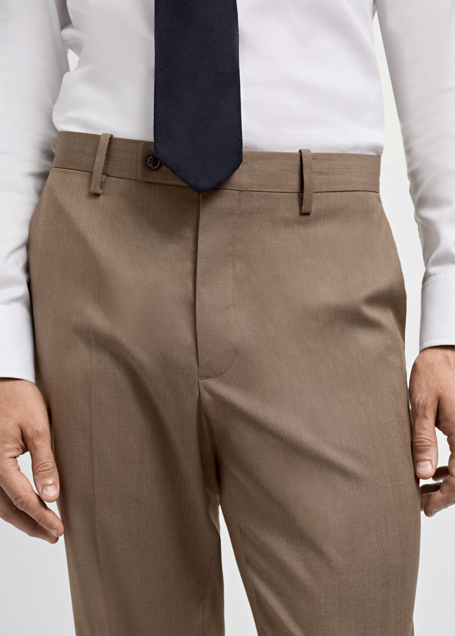 Stretch-fabric slim-fit suit trousers - Details of the article 1
