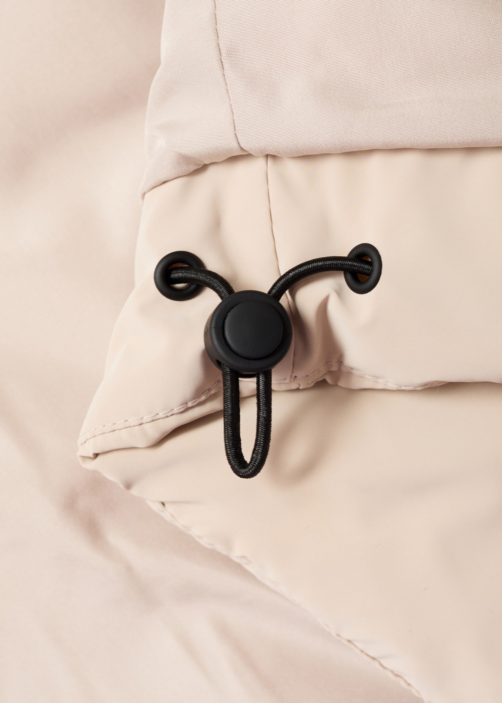 Hood quilted coat - Details of the article 0