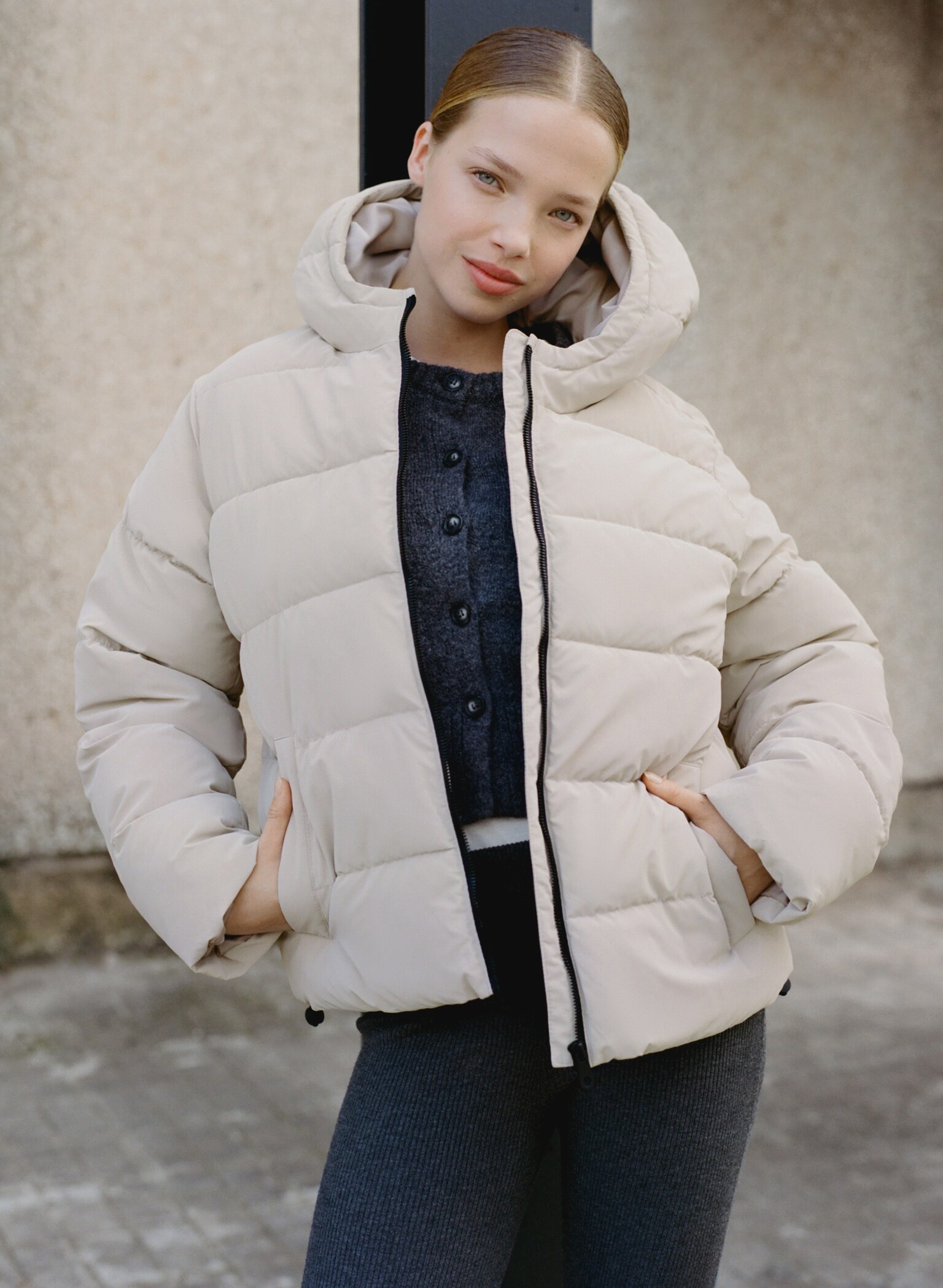 Hood quilted coat - Details of the article 5