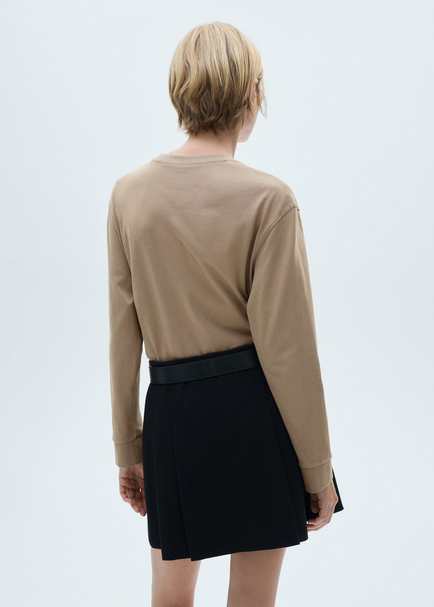 Long sleeve cotton t-shirt - Reverse of the article