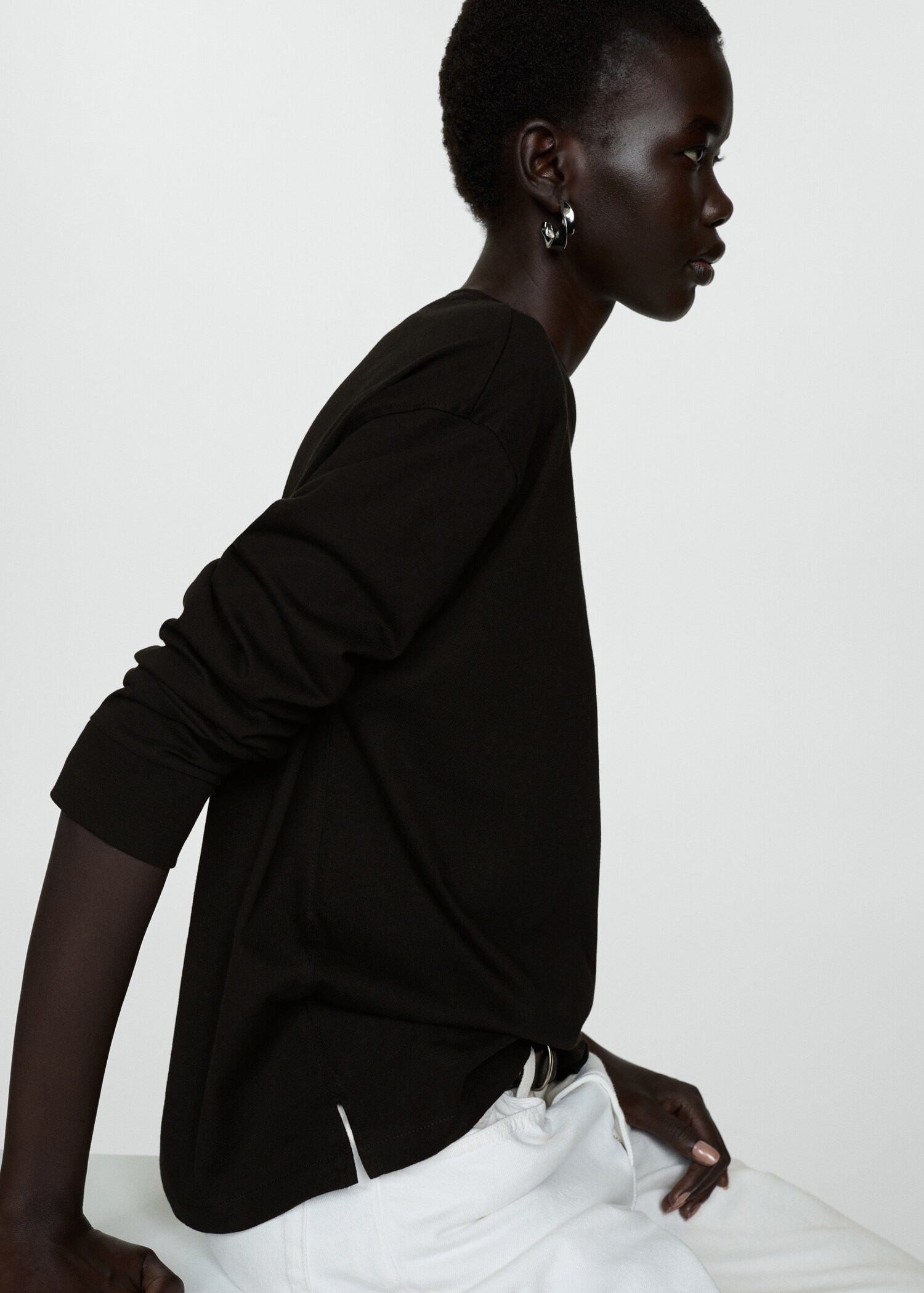 Long sleeve cotton t-shirt - Details of the article 2