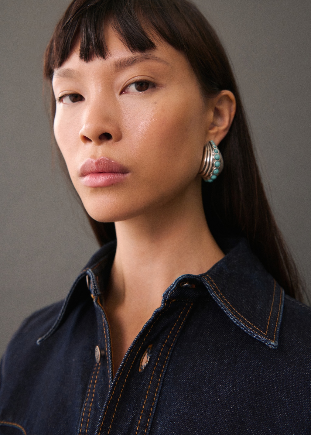 Denim shirt with seams